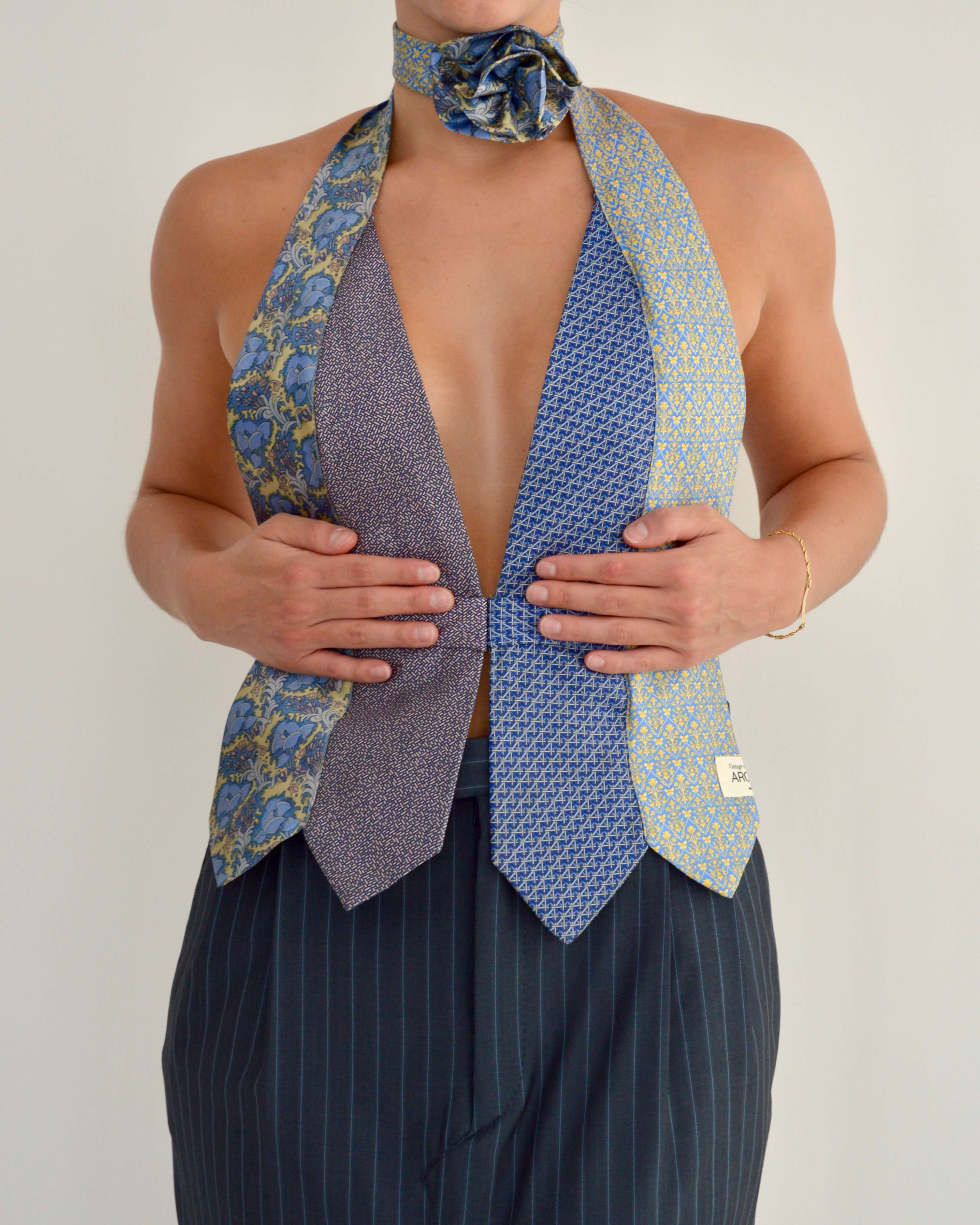 Gargantilla con lazo y flores - nº 8 (S/M)