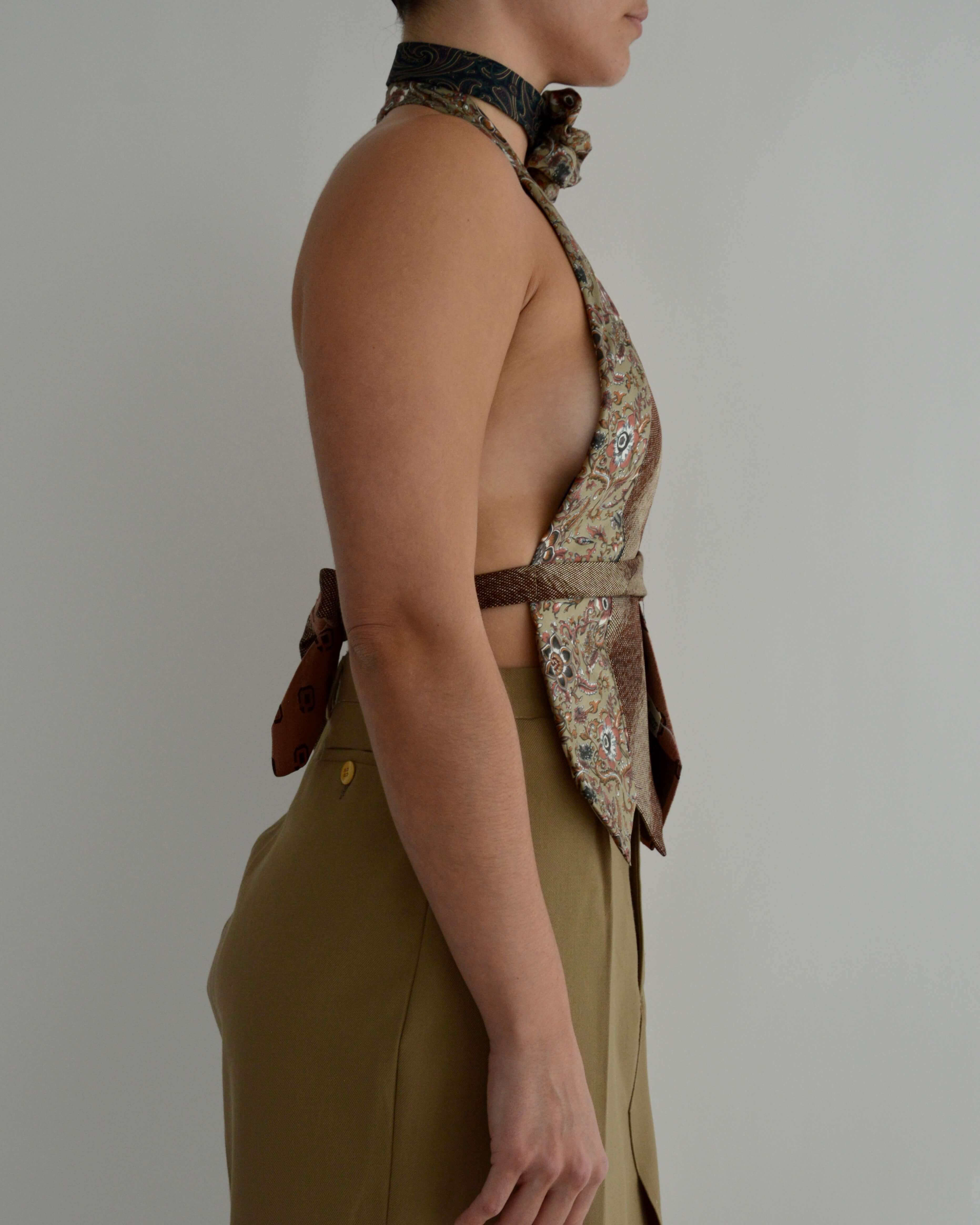 Haut à nouer et ras-de-cou fleuri - n° 14 (S/M)