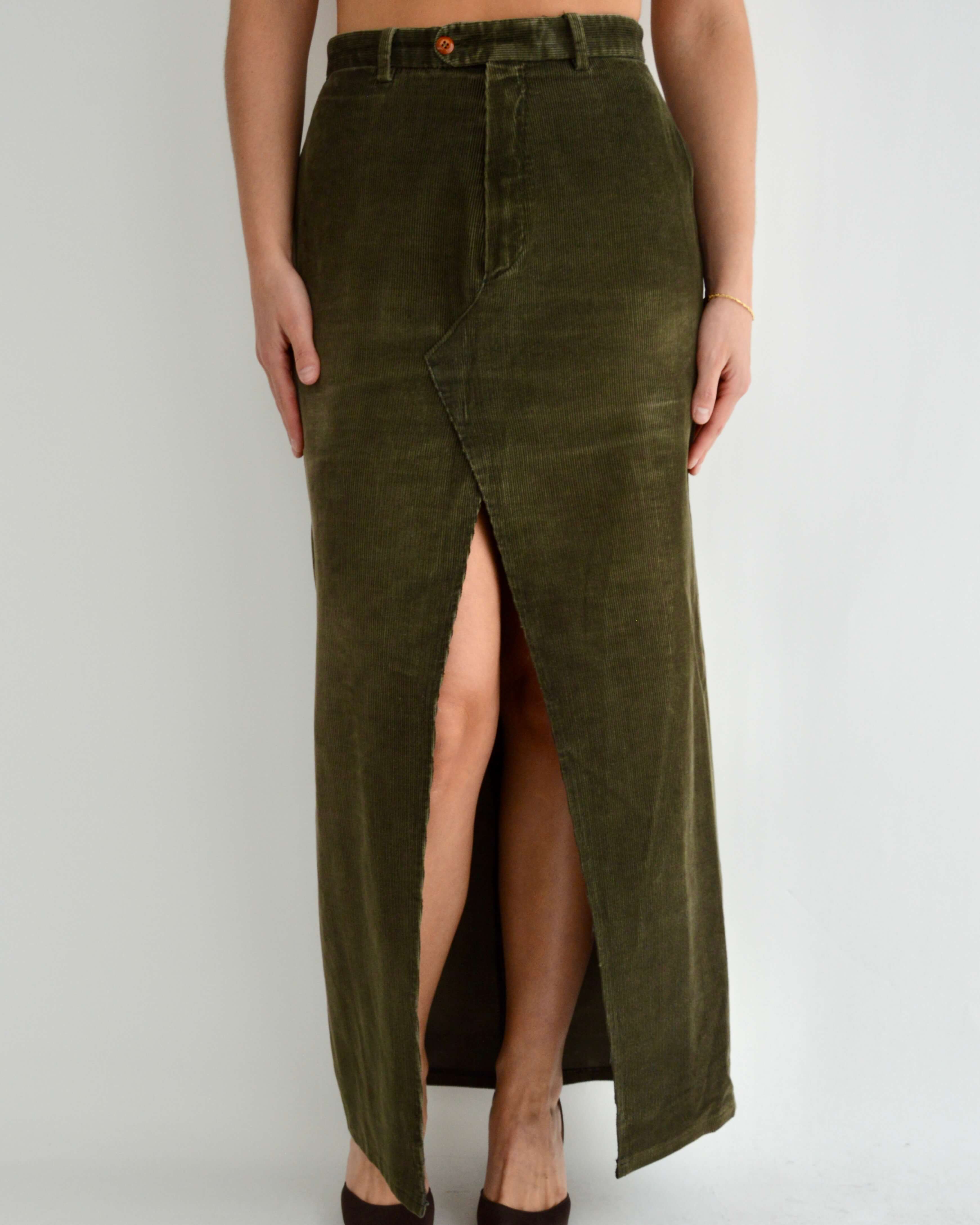 Falda larga vegana - Pana verde vintage desteñida (M)