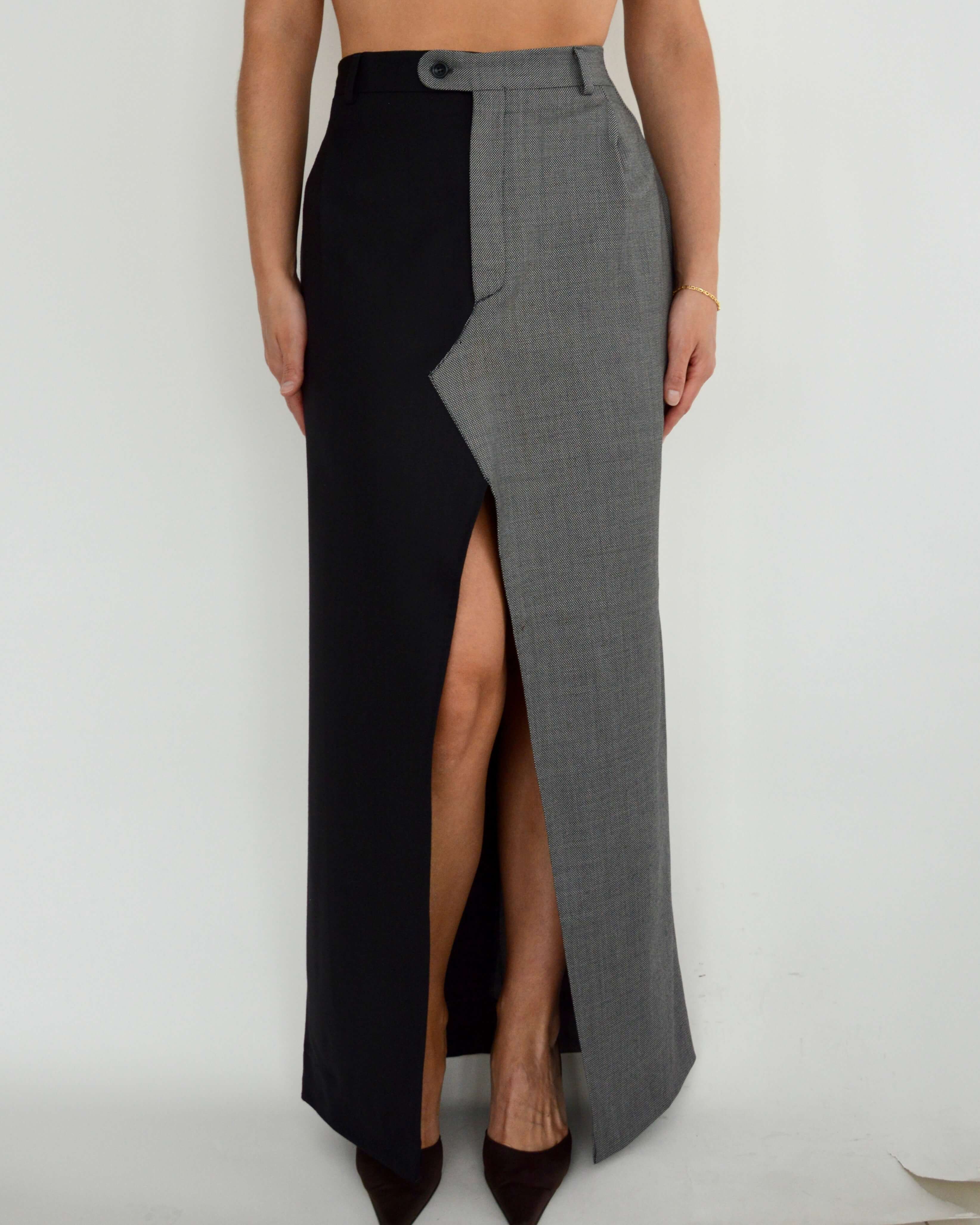 DUO Long Skirt - Grey on Top (L)