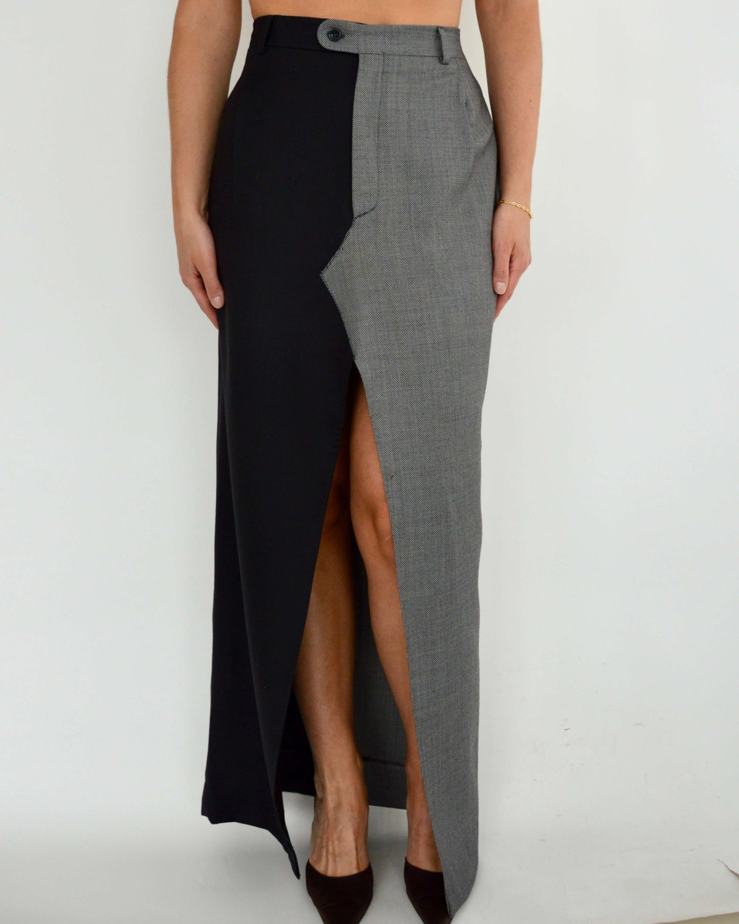 DUO Long Skirt - Grey on Top (L/XL)