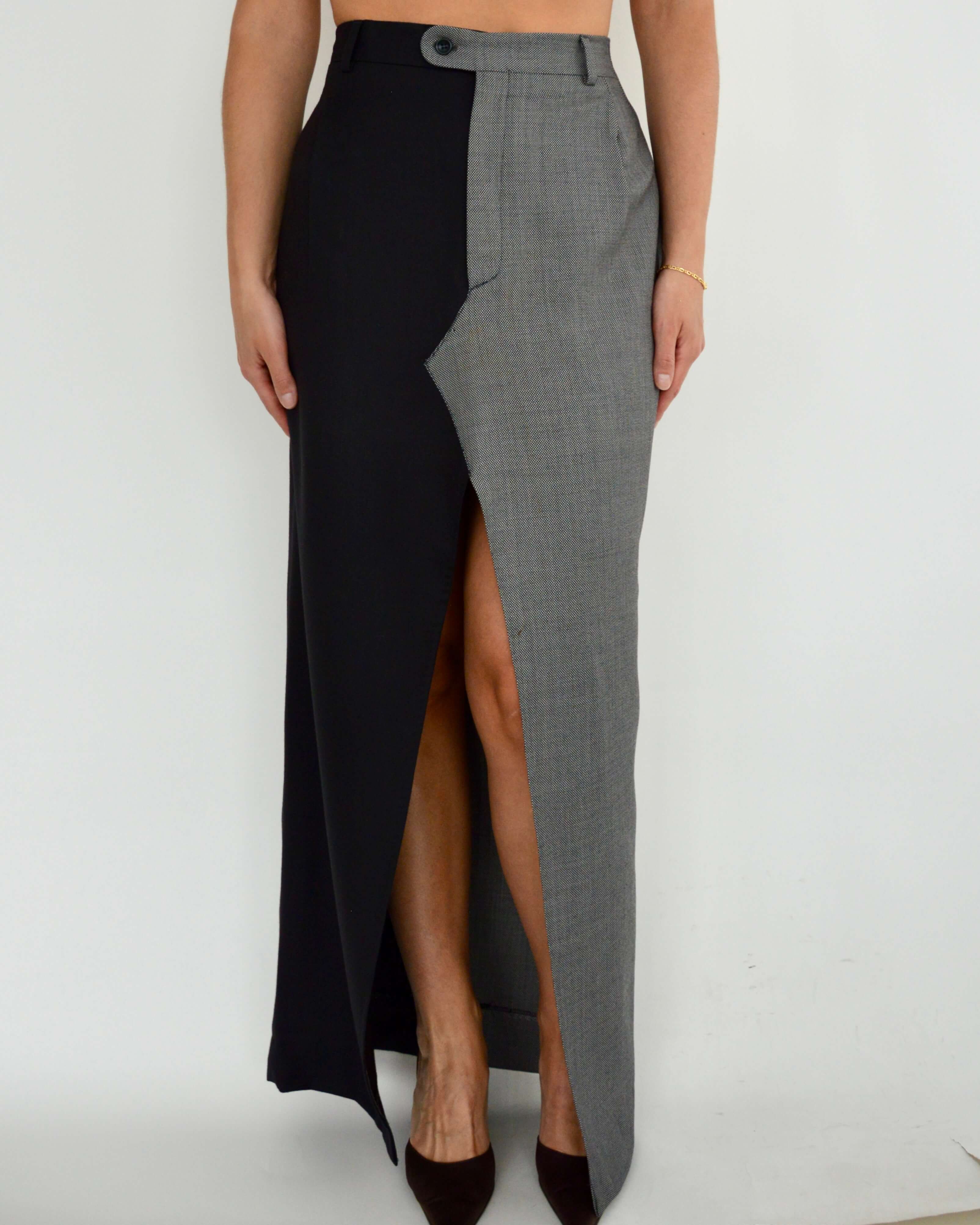 DUO Long Skirt - Grey on Top (L)