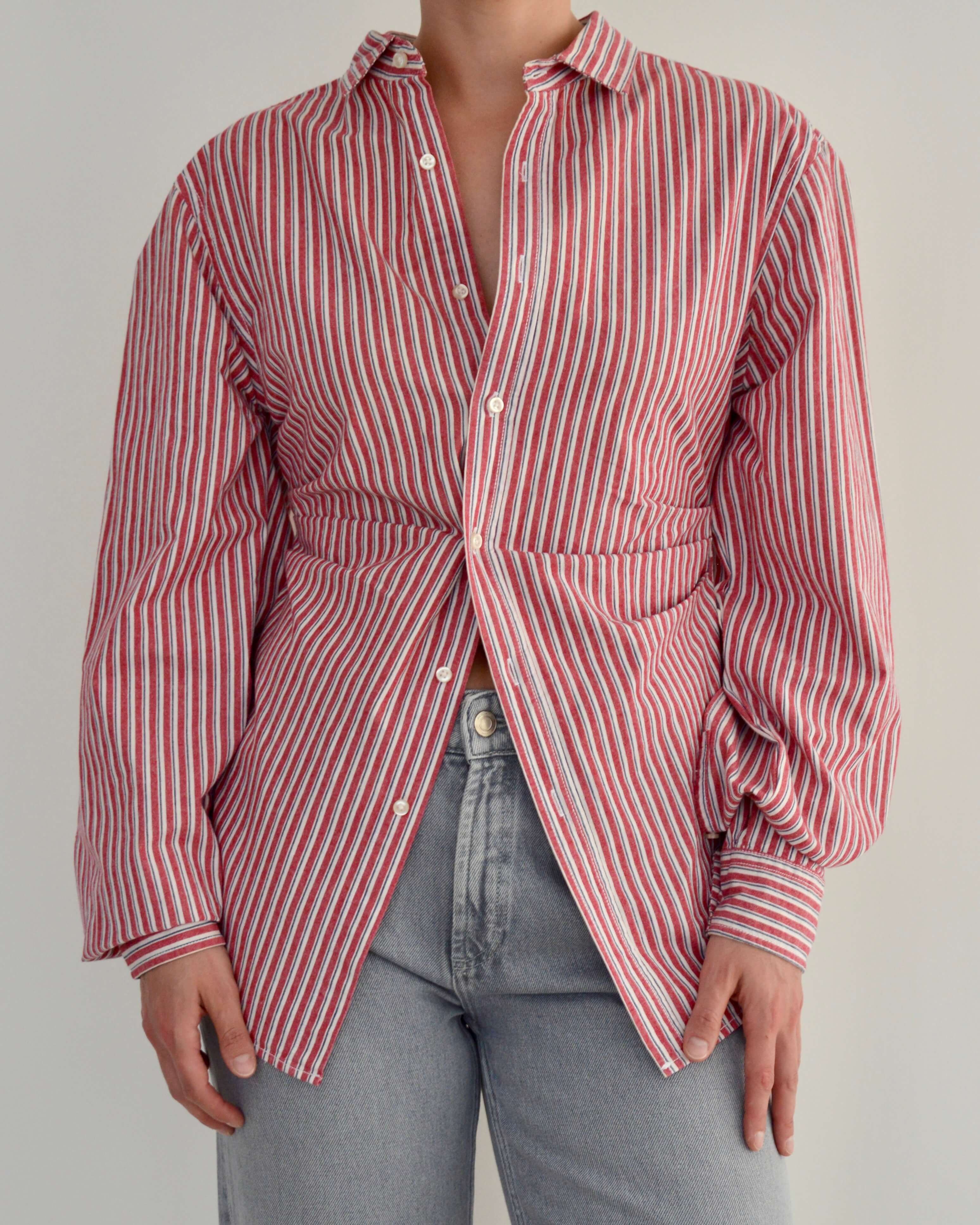 Chemise cintrée à rayures rouges (S/M)