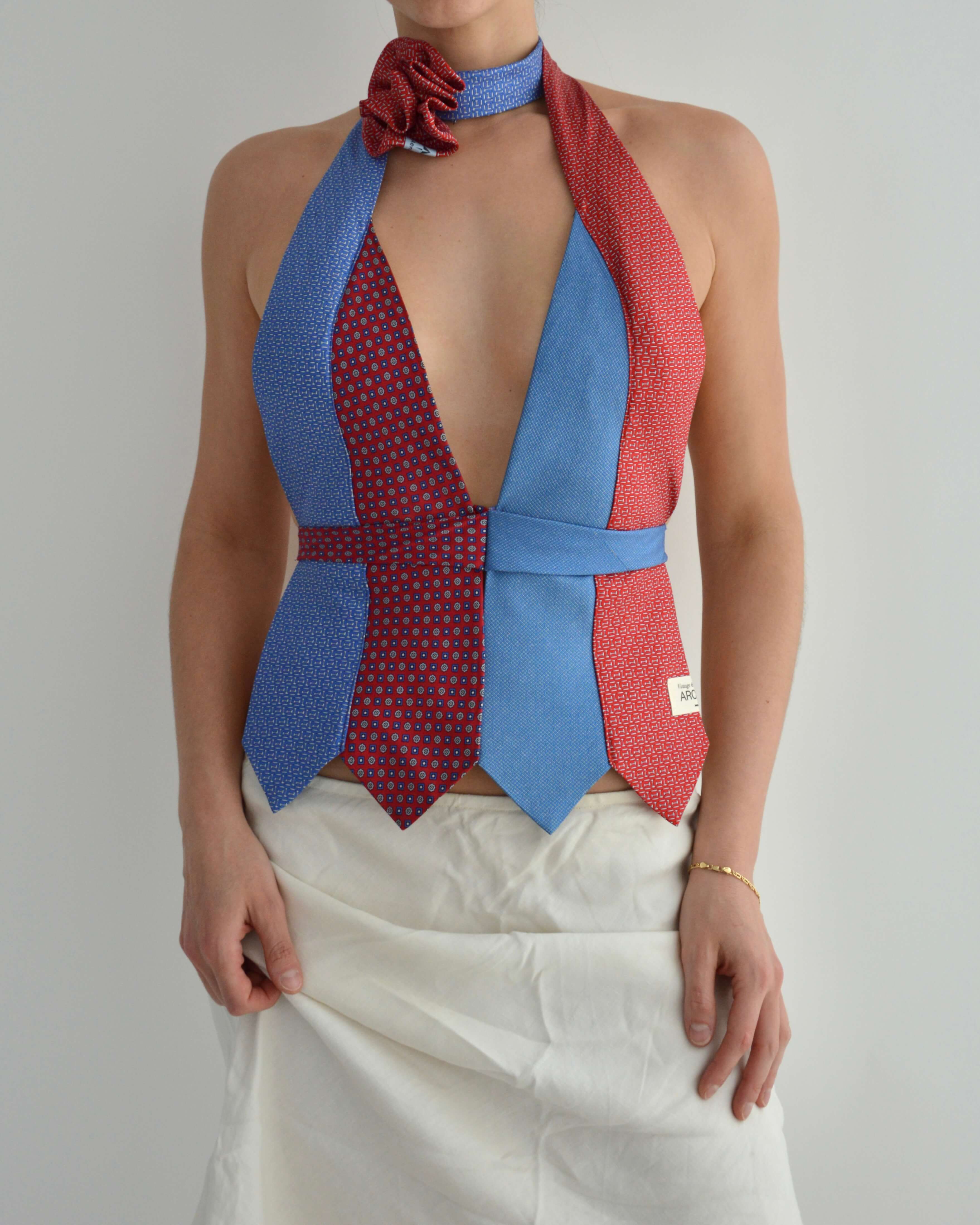 Haut à nouer et ras-de-cou fleuri - n° 36 (S/M)