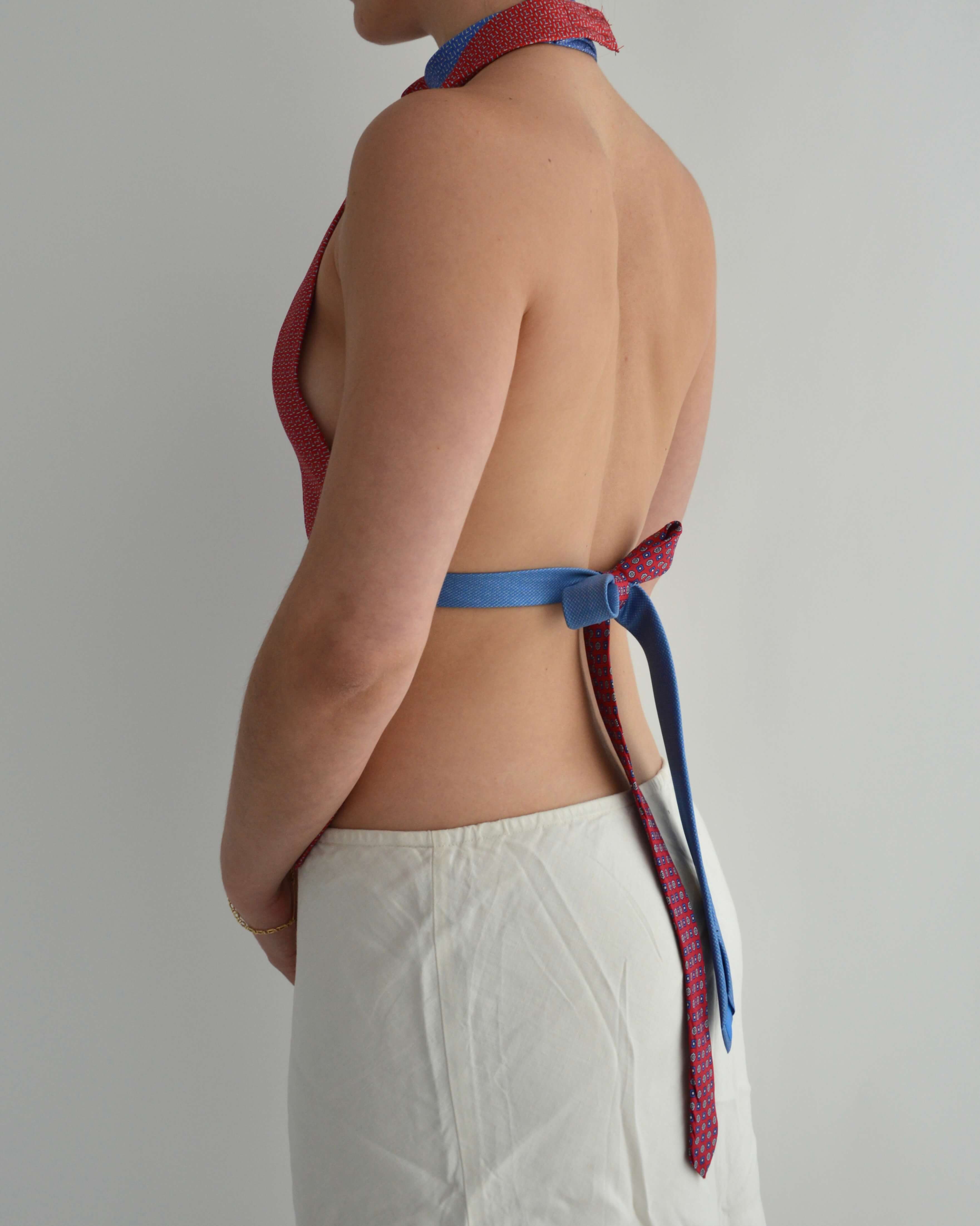 Haut à nouer et ras-de-cou fleuri - n° 36 (S/M)