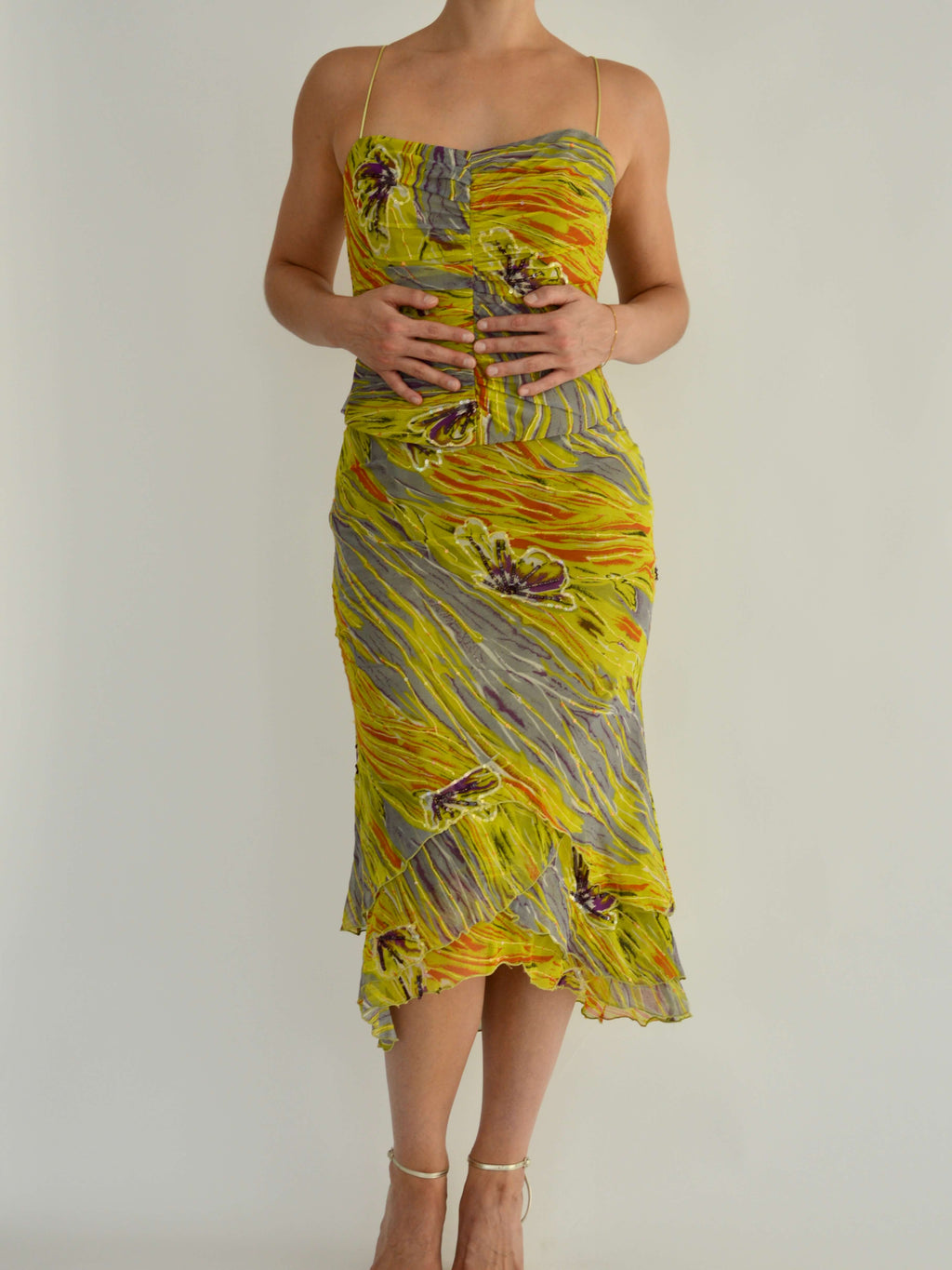 Two Piece Set - Yellow, size 38