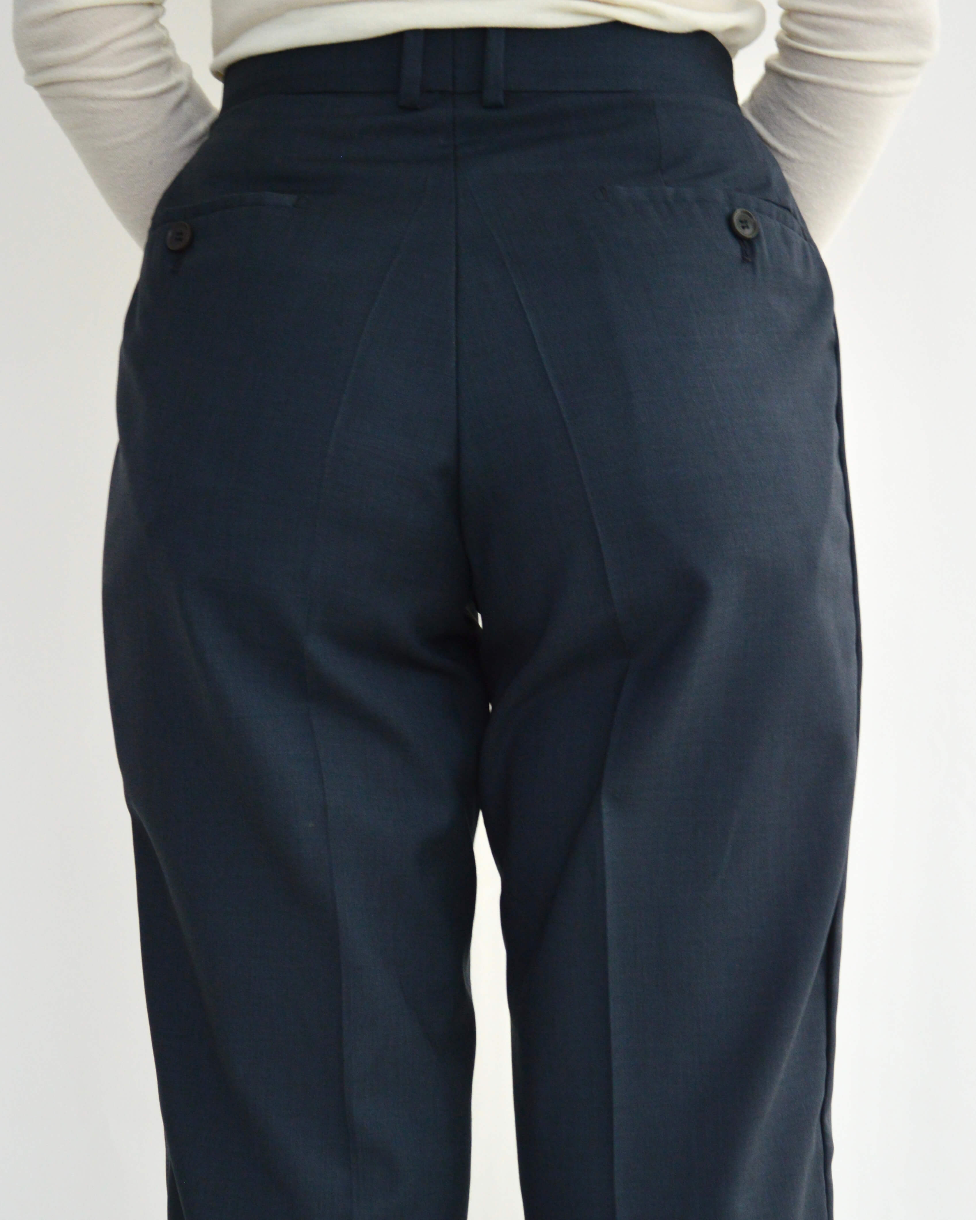 Suit - Navy (M- 38eu)