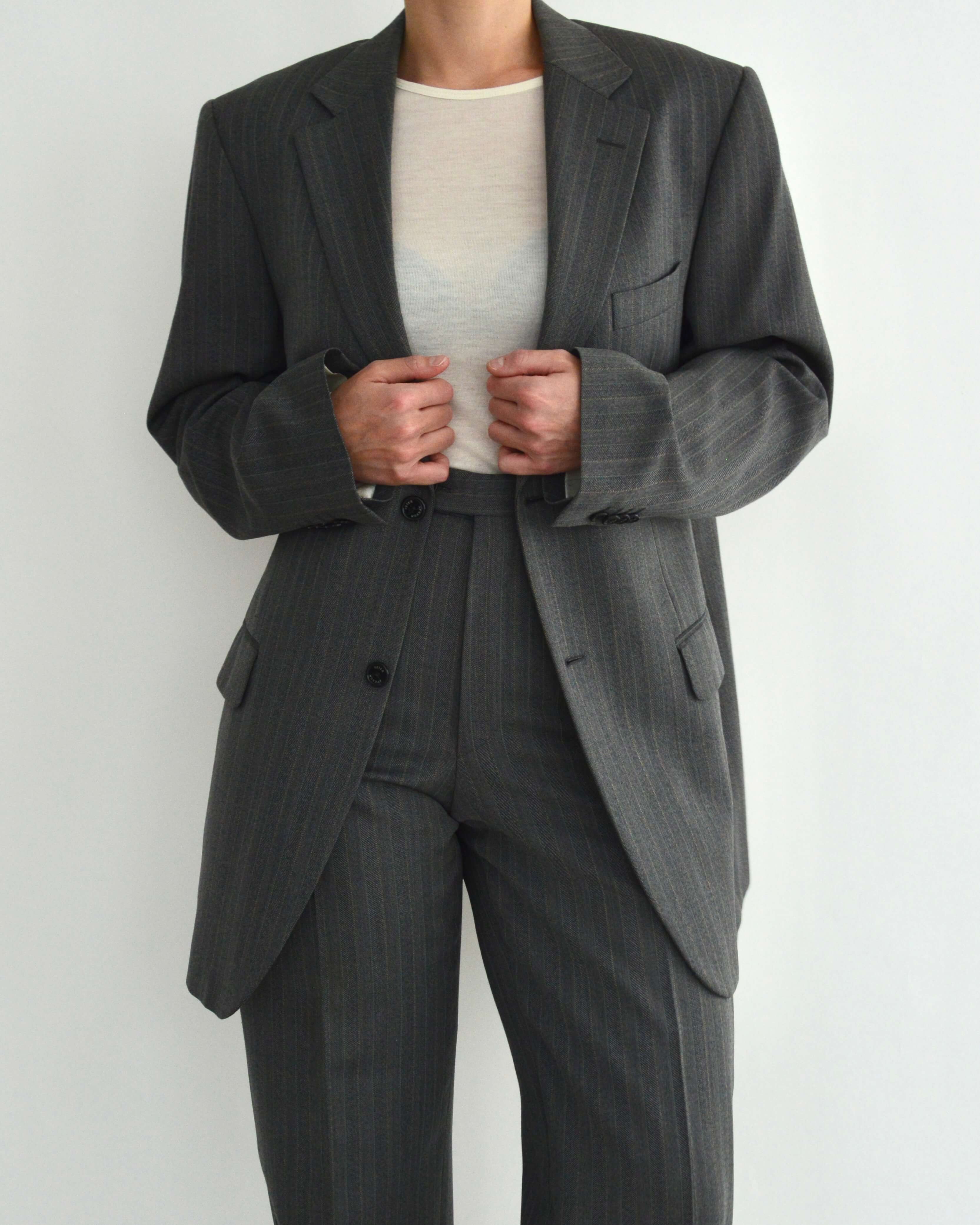 Suit - Grey Lines (S - 36eu)