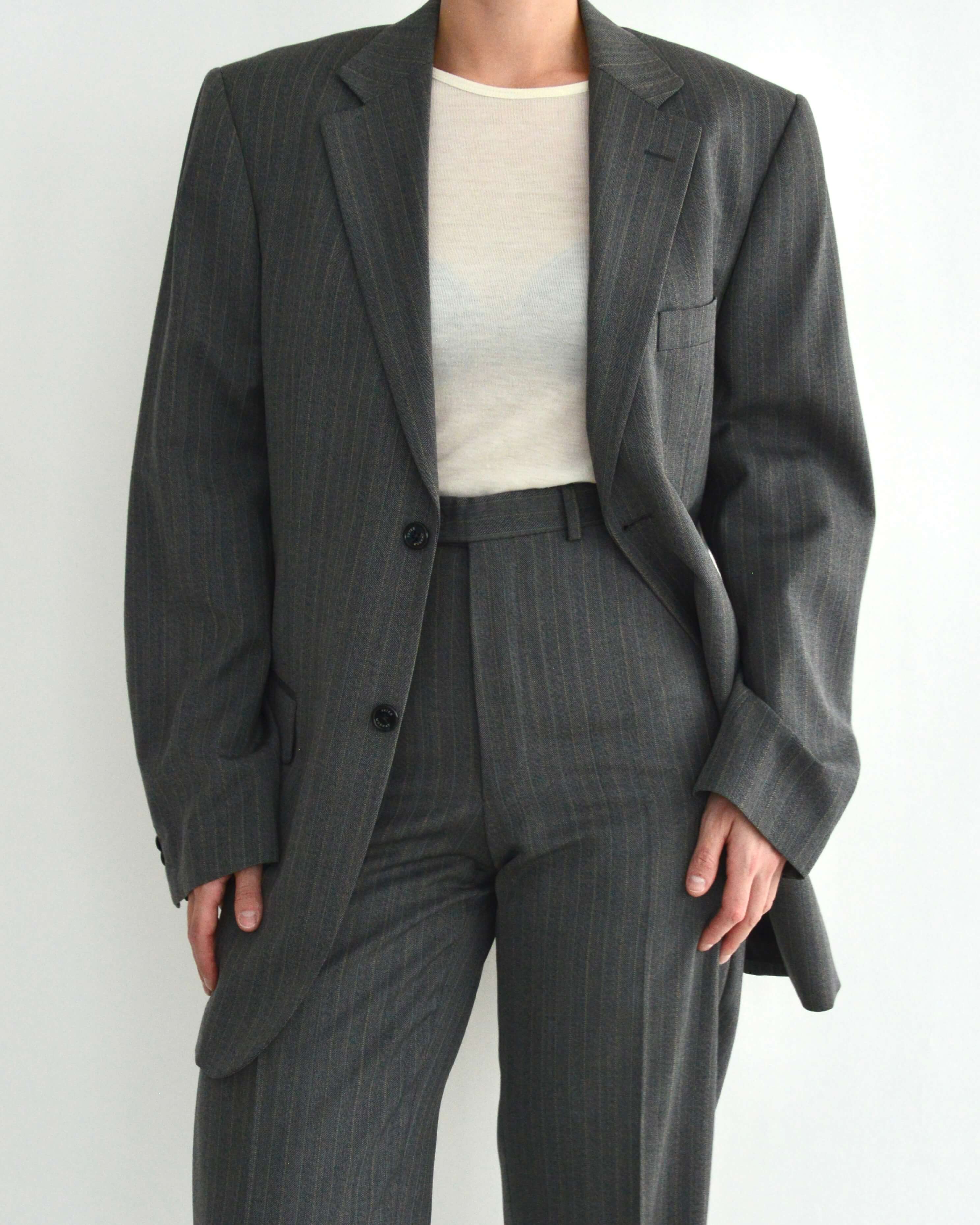 Suit - Grey Lines (S - 36eu)