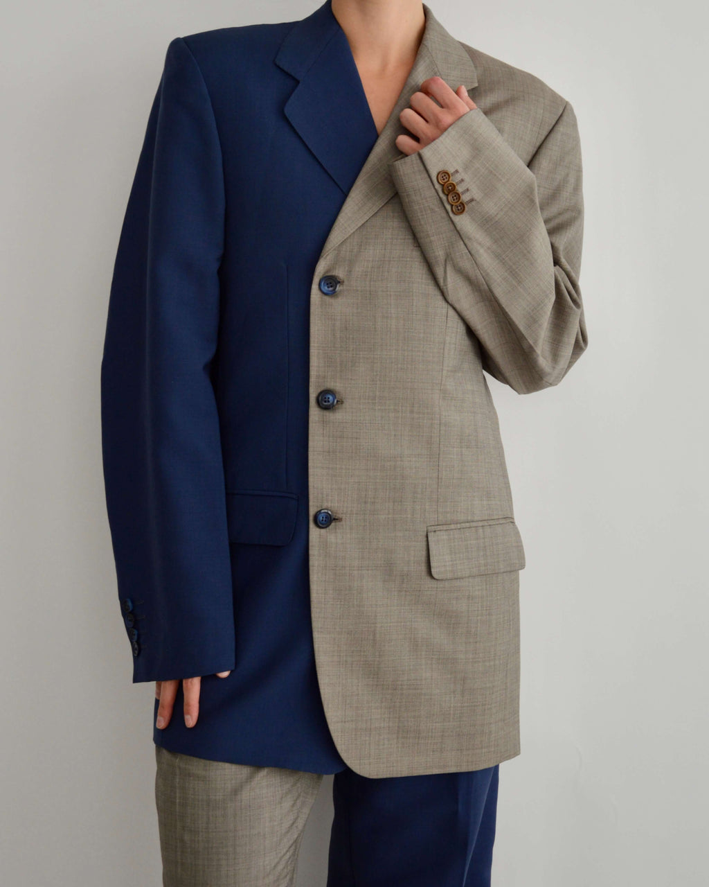 DUO Suit - Beige on Blue (M/L)