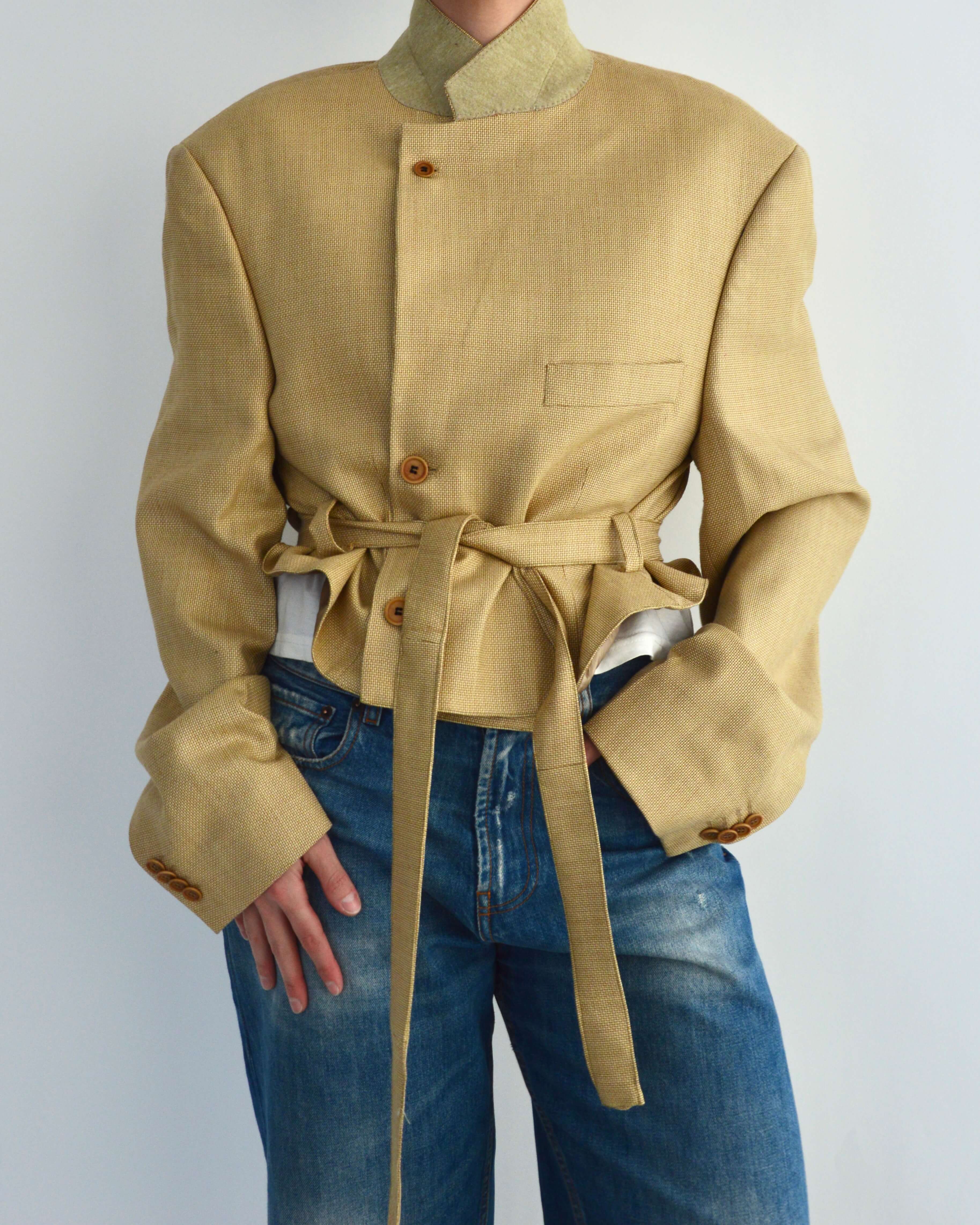 Tied-up Blazer - Silk Butter (XL)