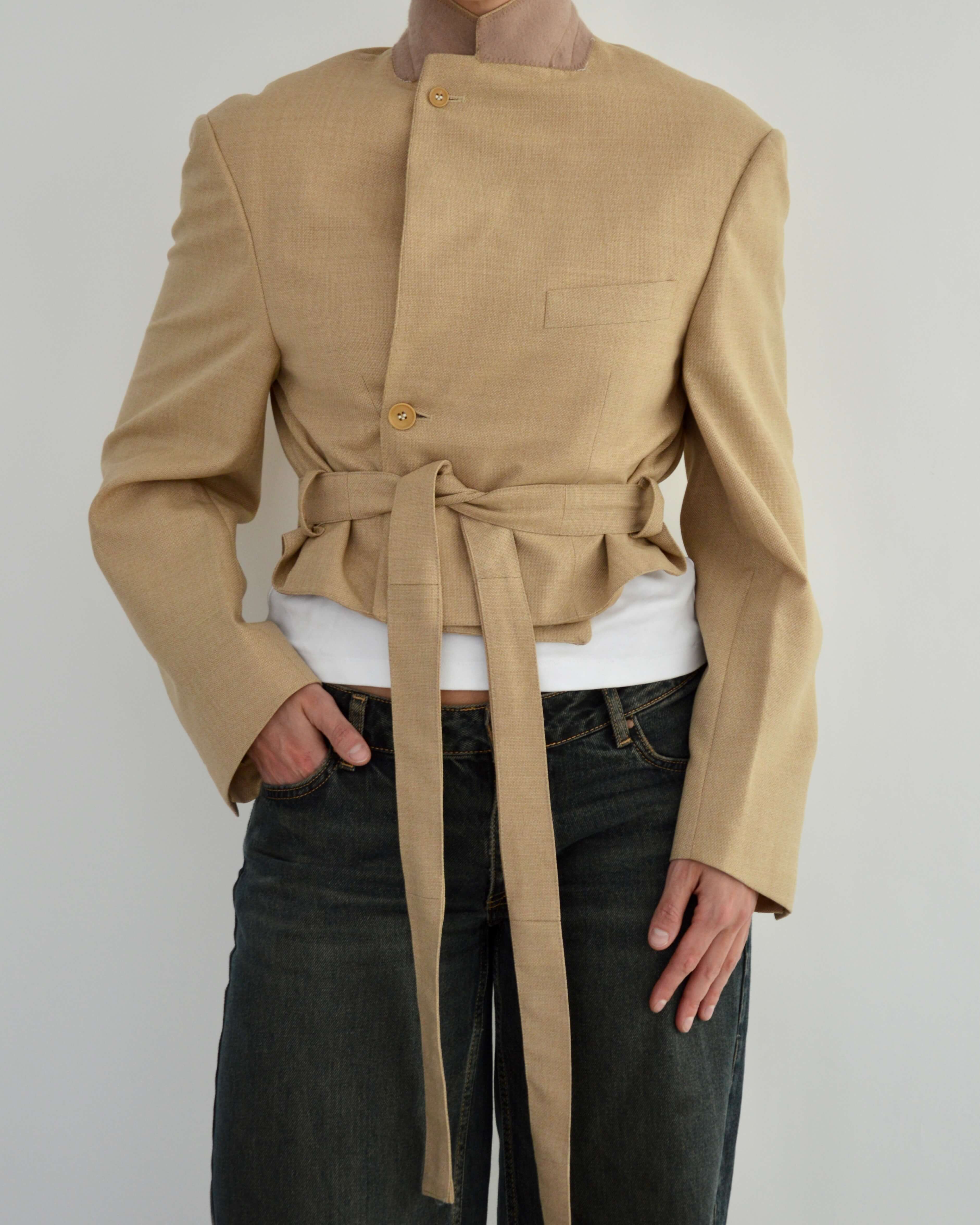 Tied-up Blazer - Cream (M - L)