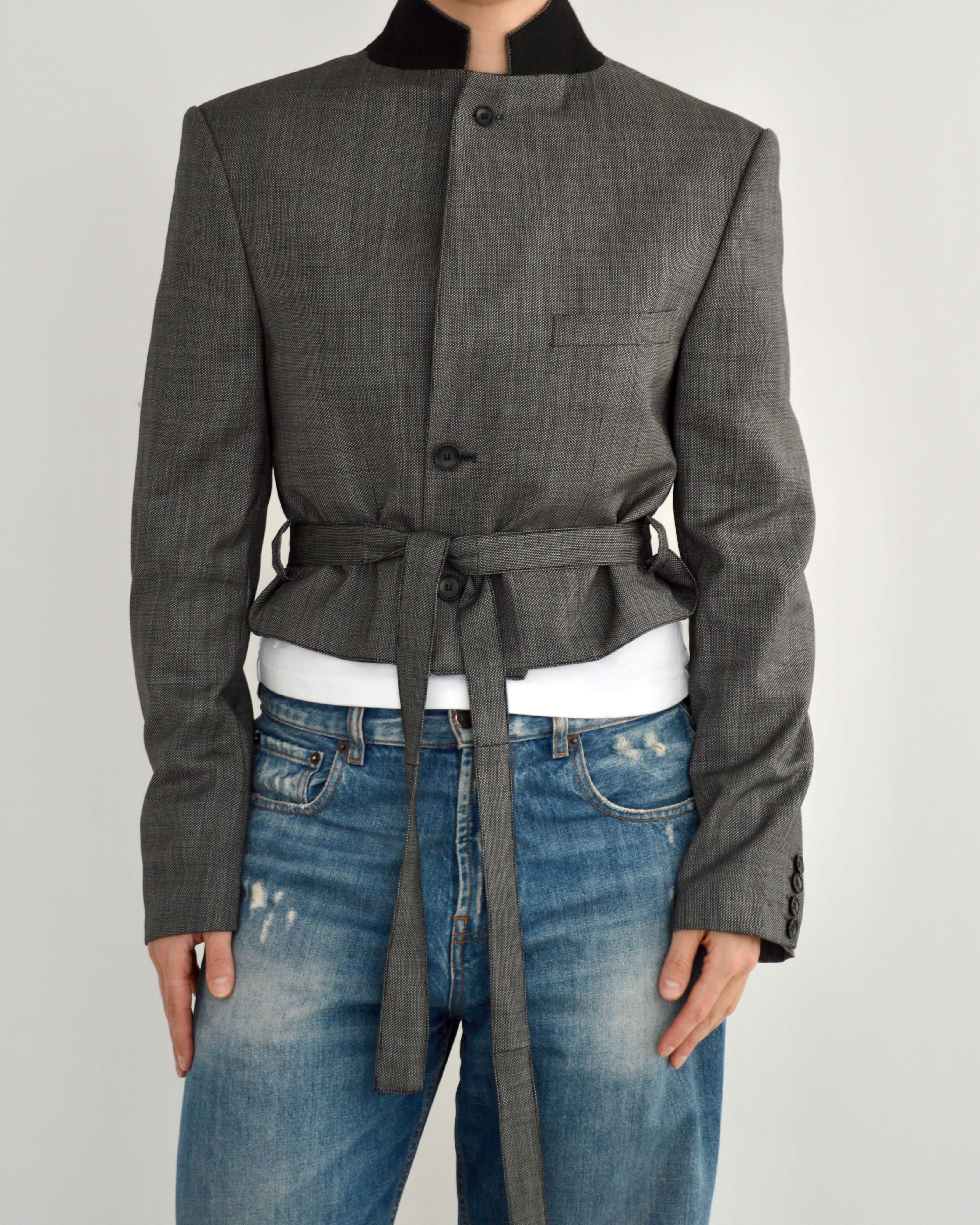 Tied-up Blazer - Business Perfection (M)