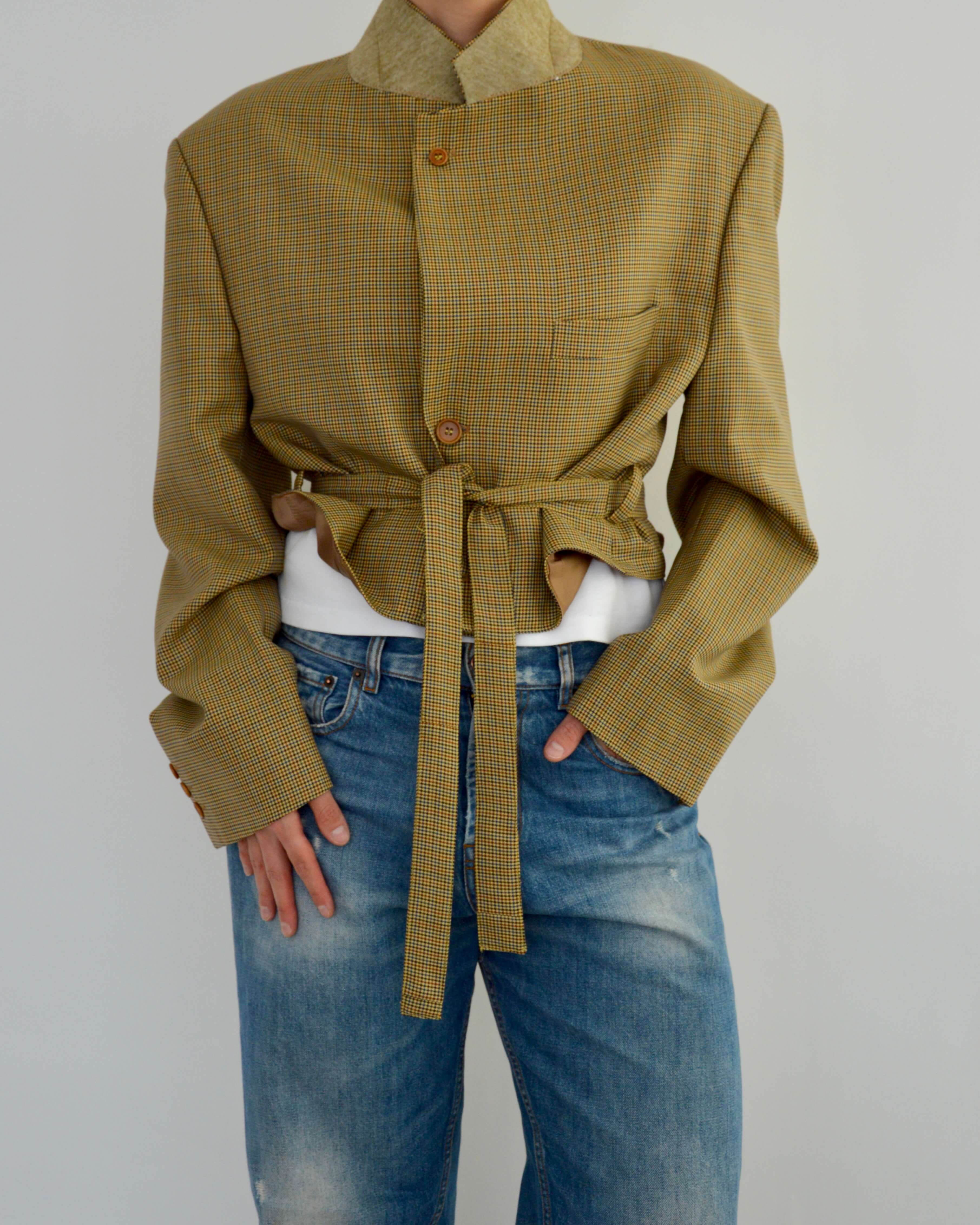 Tied-up Blazer - Checkred Perfection (XL)