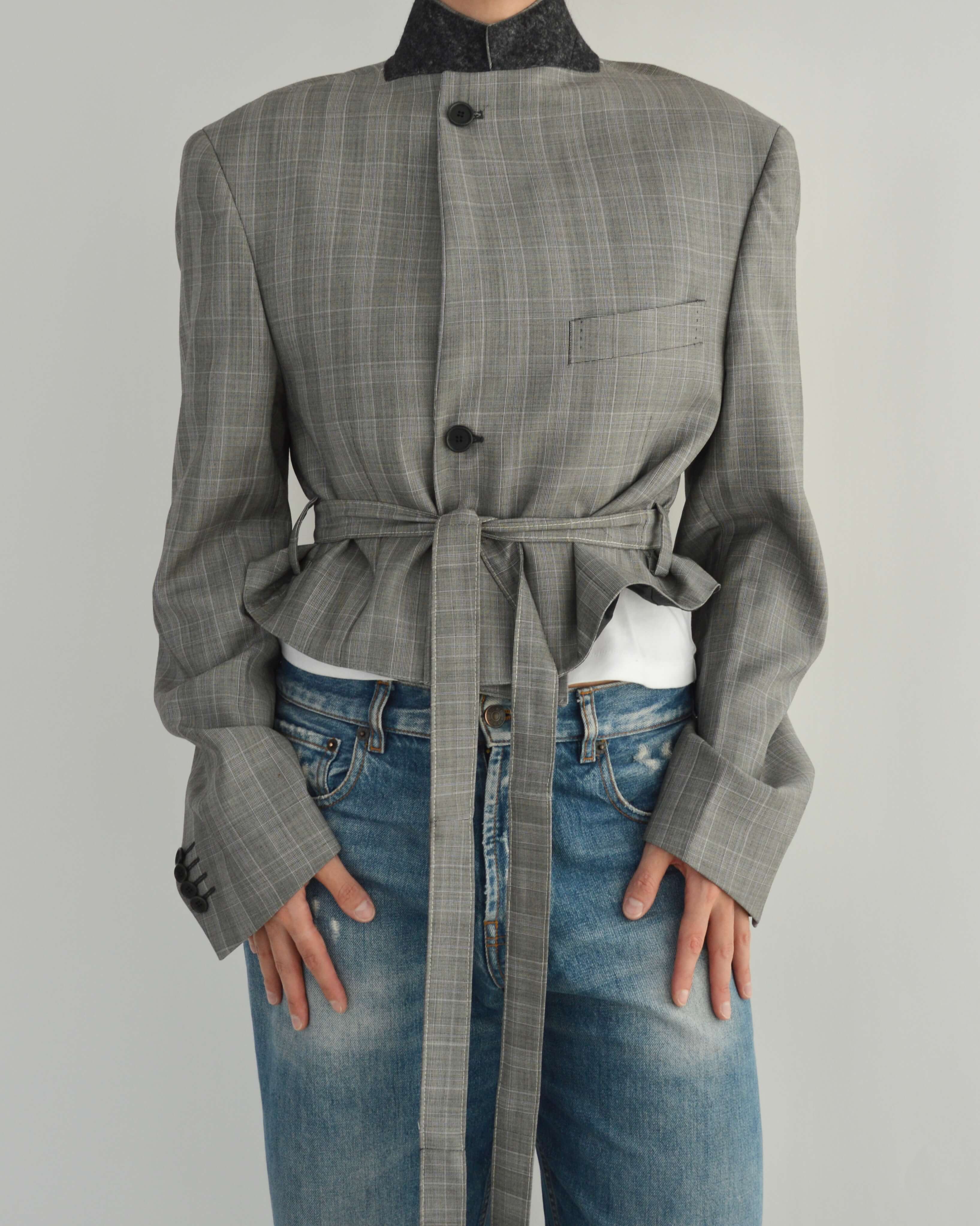 Tied-up Blazer - Checkred Grey