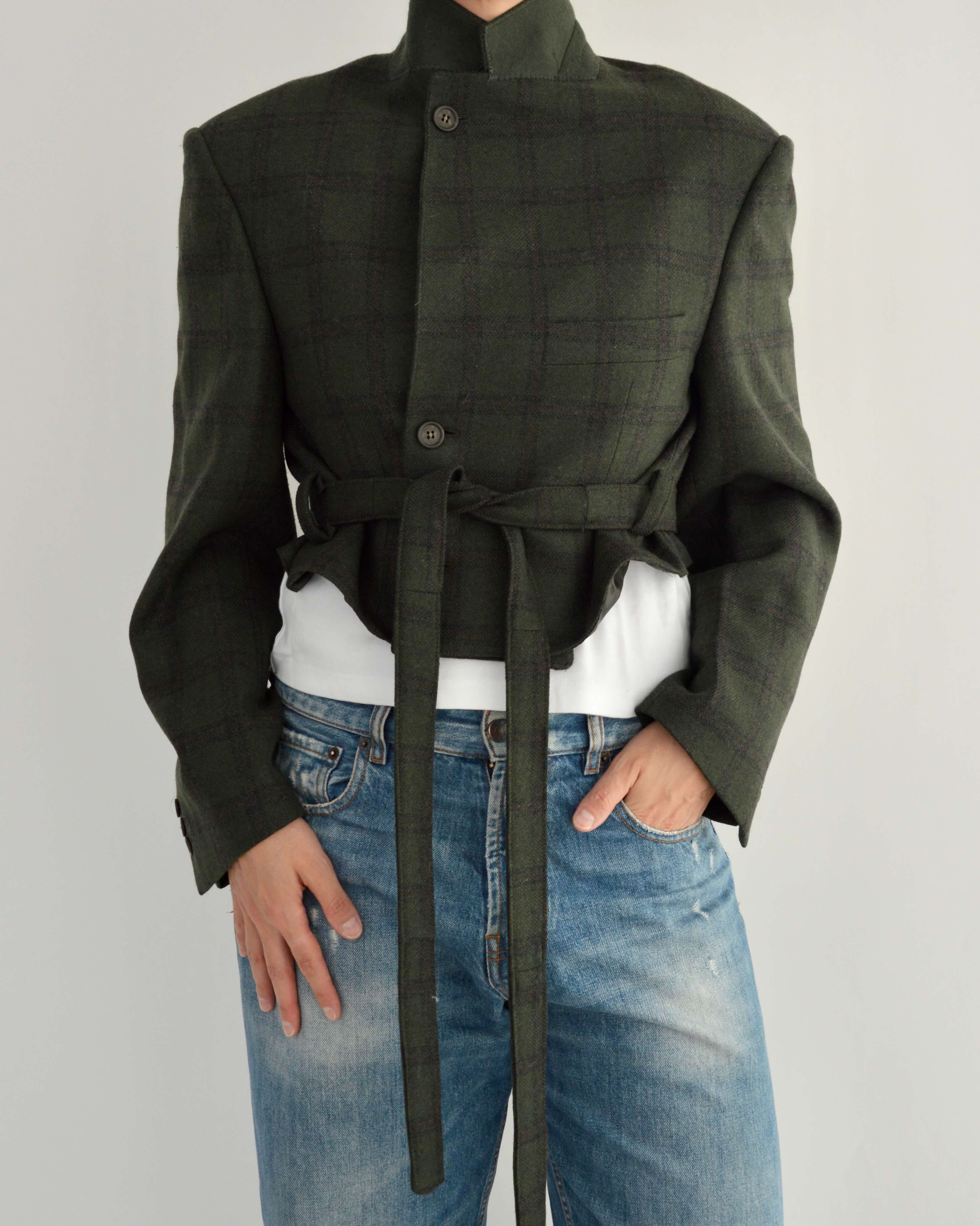 Tied-up Blazer - English Countryside