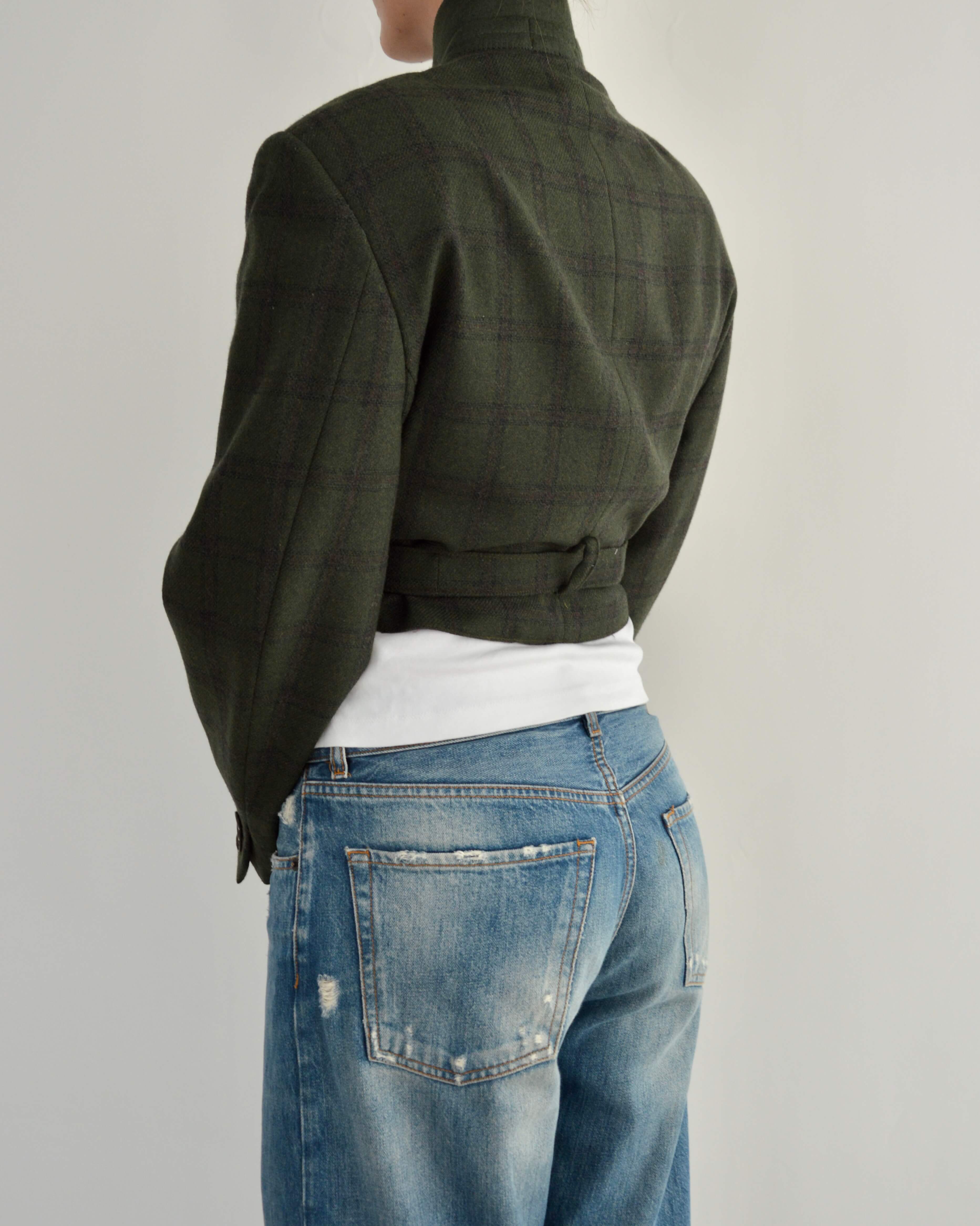 Tied-up Blazer - English Countryside