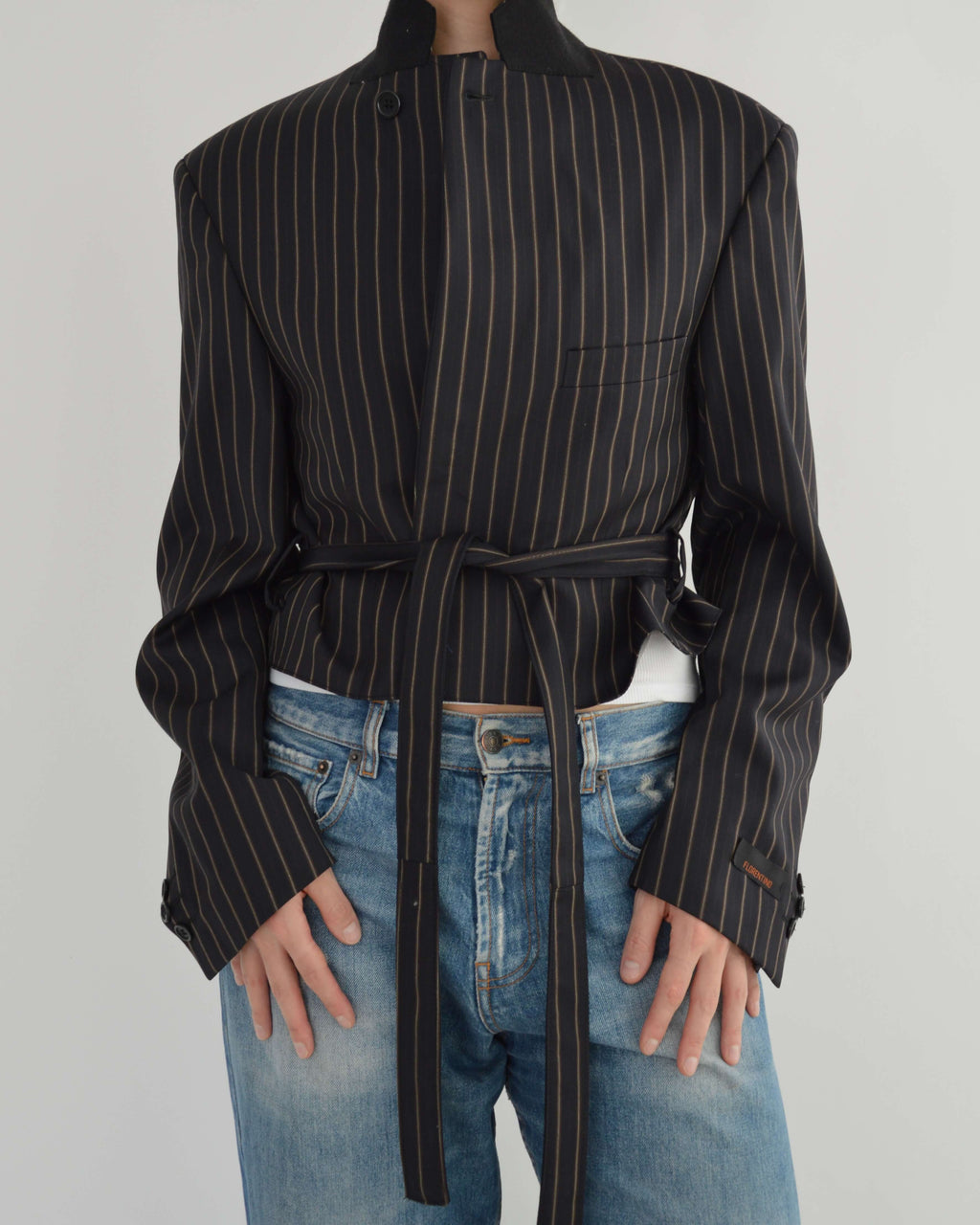 Tied-up Blazer in Fine Dark Navy, view 3