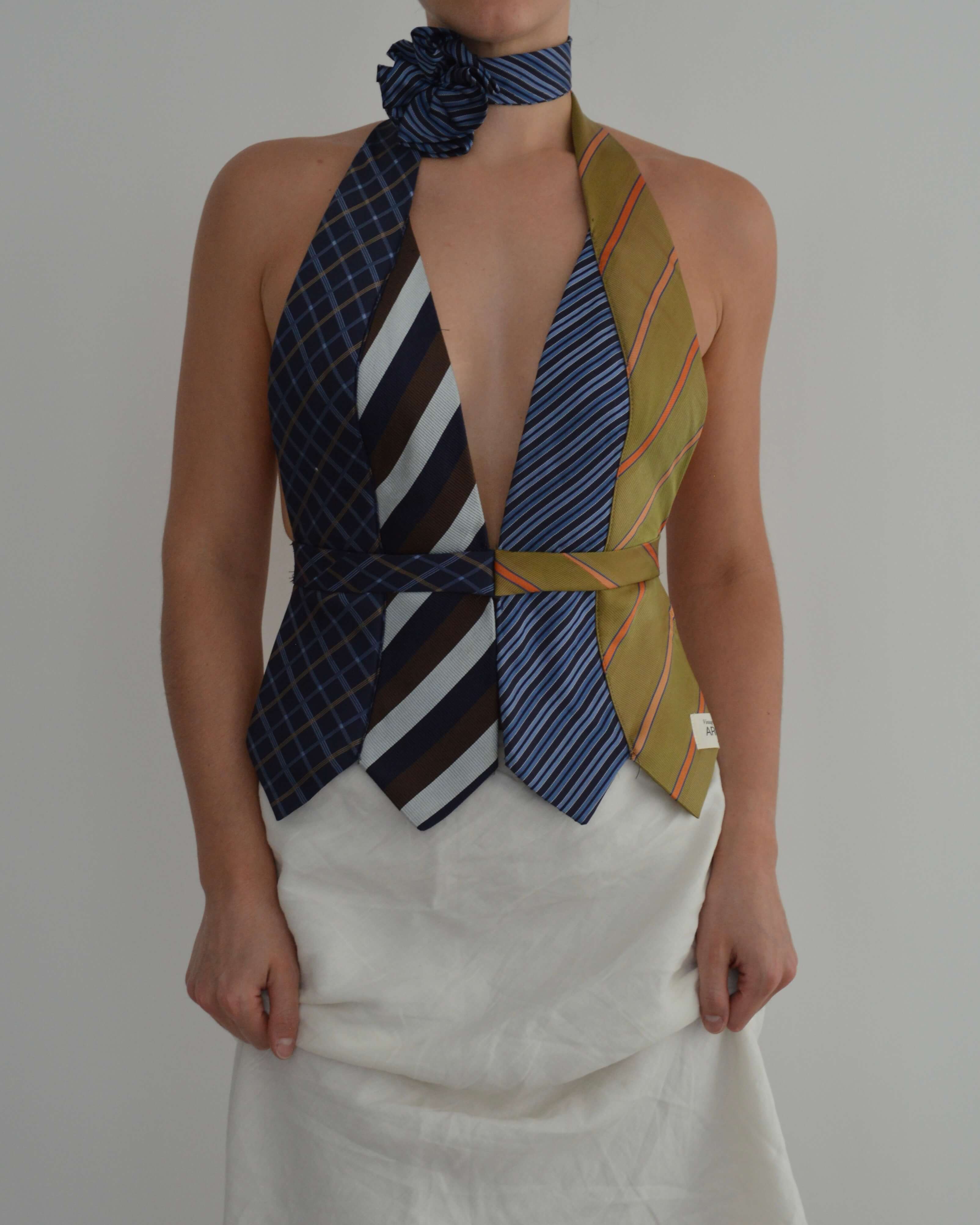 Collier ras-de-cou fleuri - Nuances de bleu