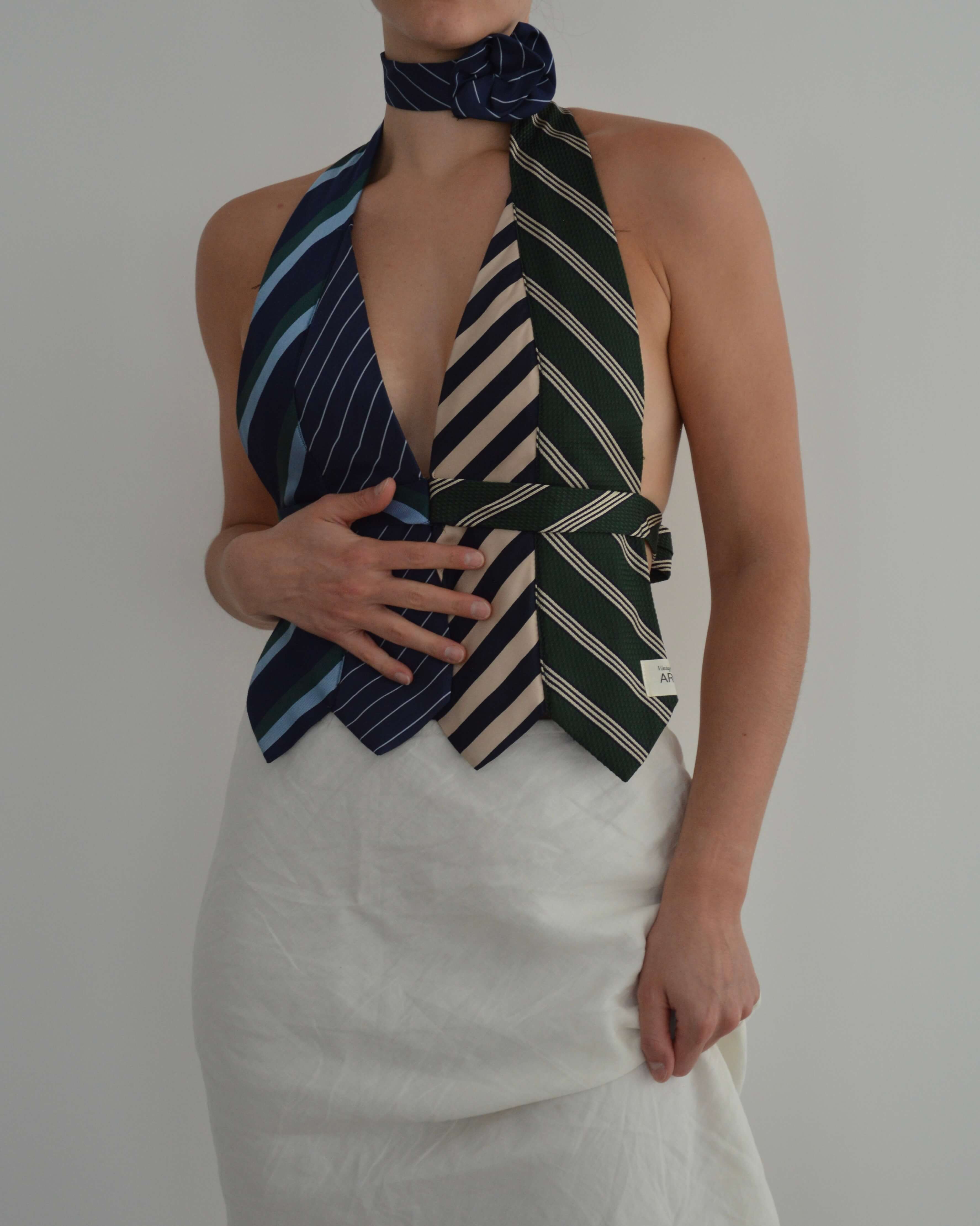 Flower Choker - Navy Soft