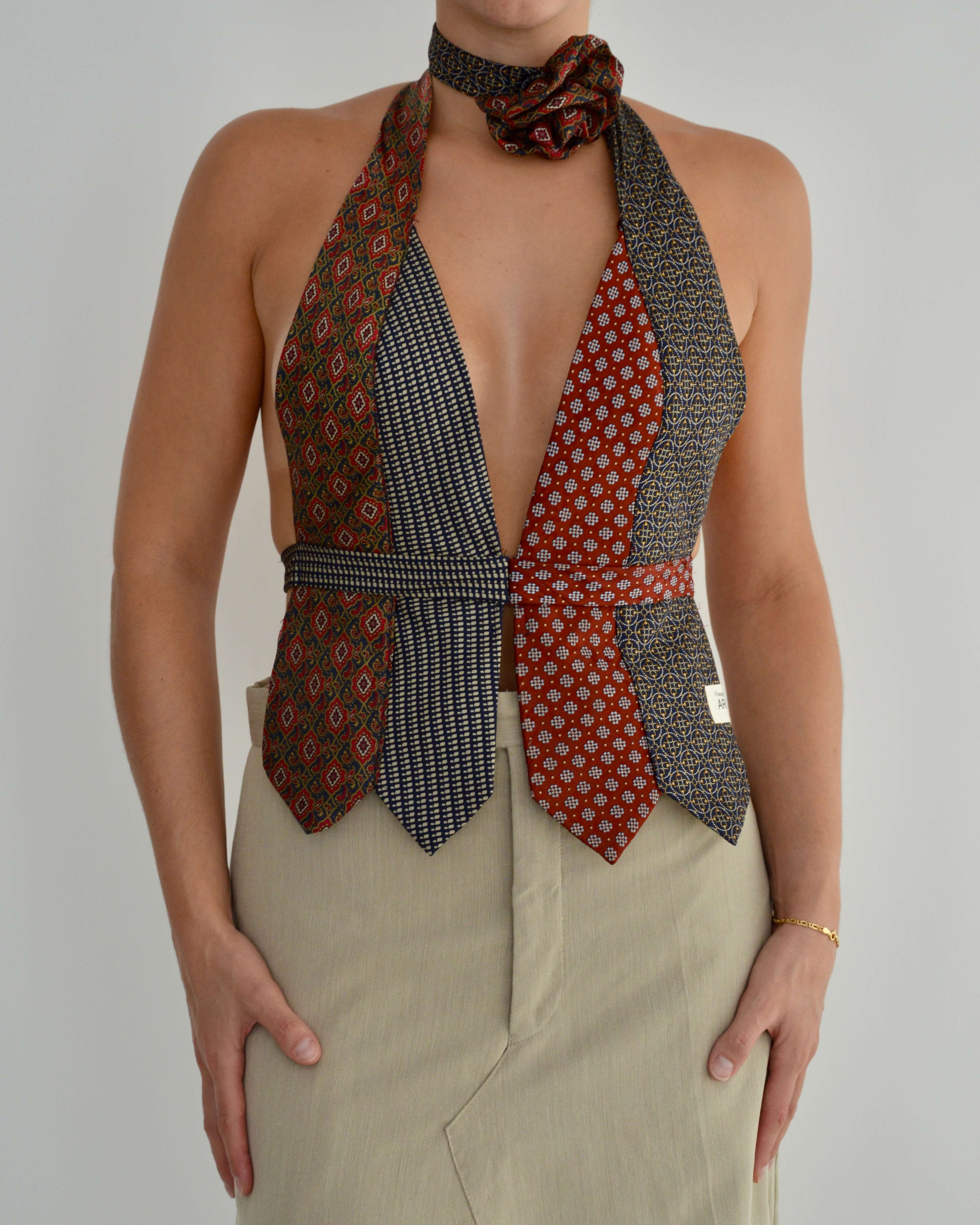 Haut à nouer et ras-de-cou fleuri - n° 3 (S/M)