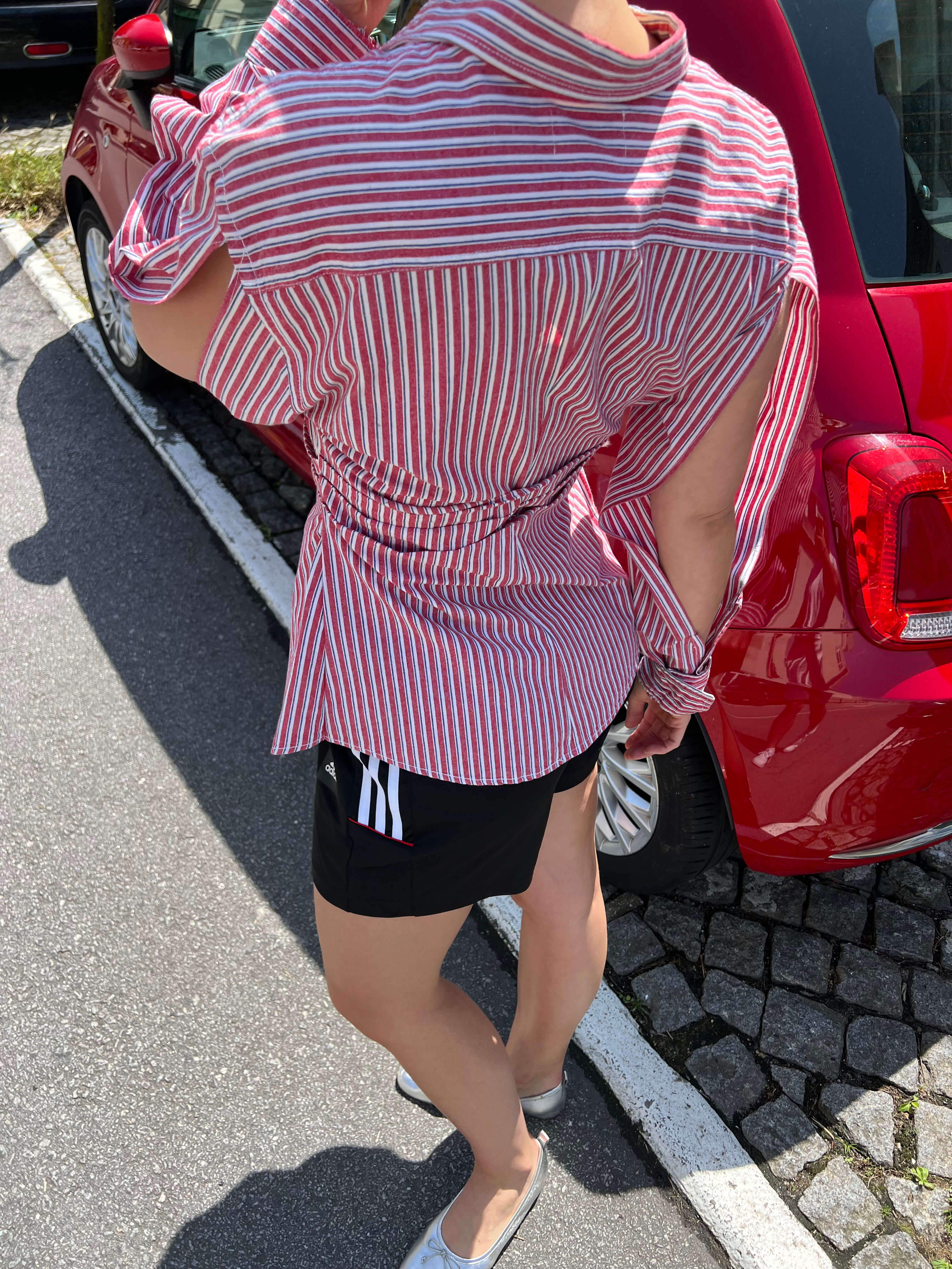 Chemise cintrée à rayures rouges (S/M)