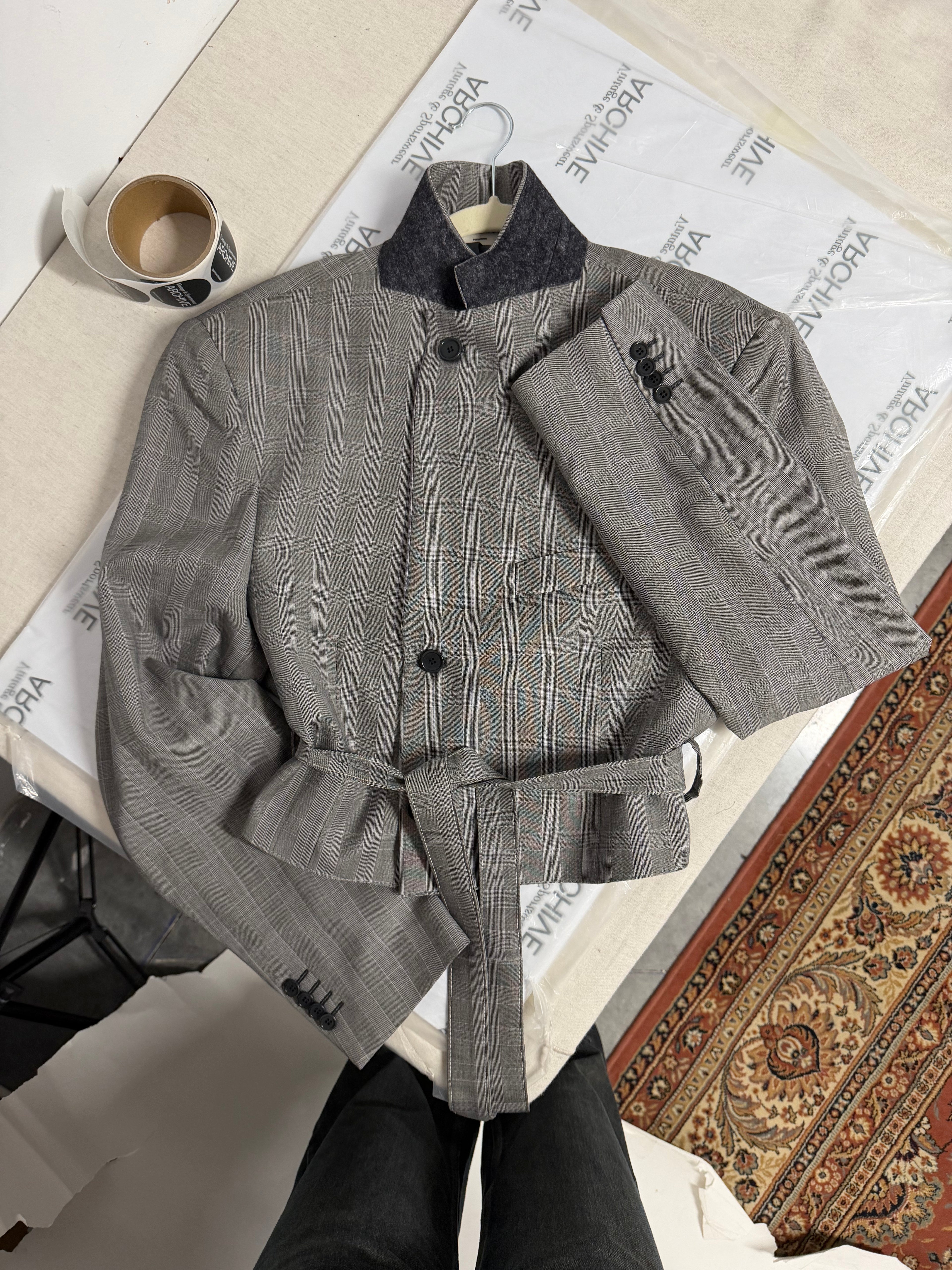 Tied-up Blazer - Checkred Grey (M)