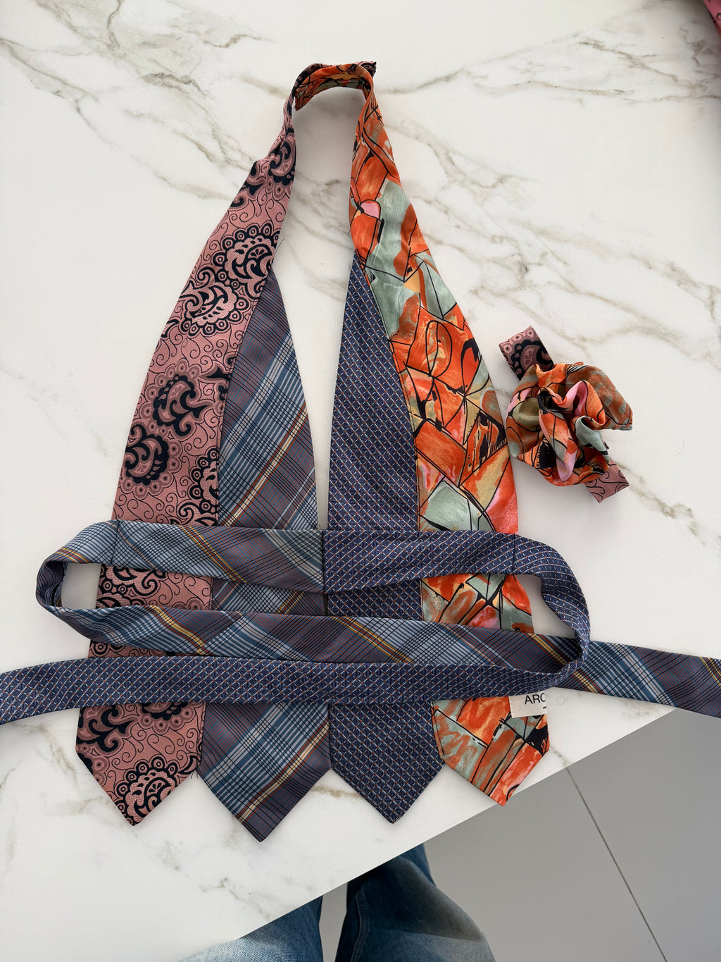 Tie Top & Flower Choker - nº 41