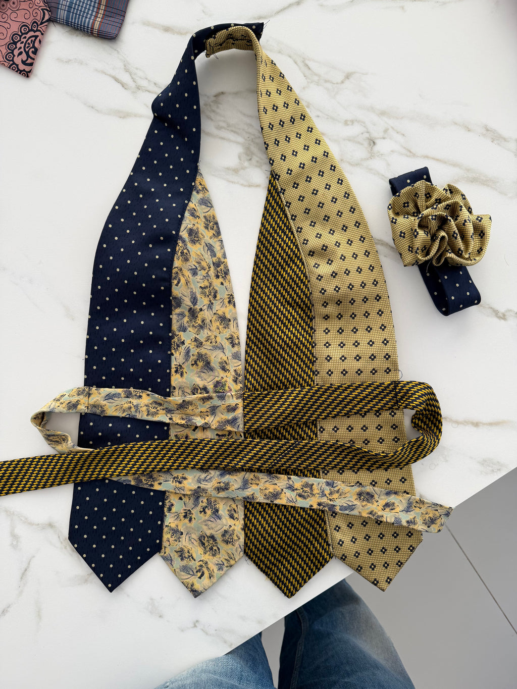 Tie Top & Flower Choker - nº 42