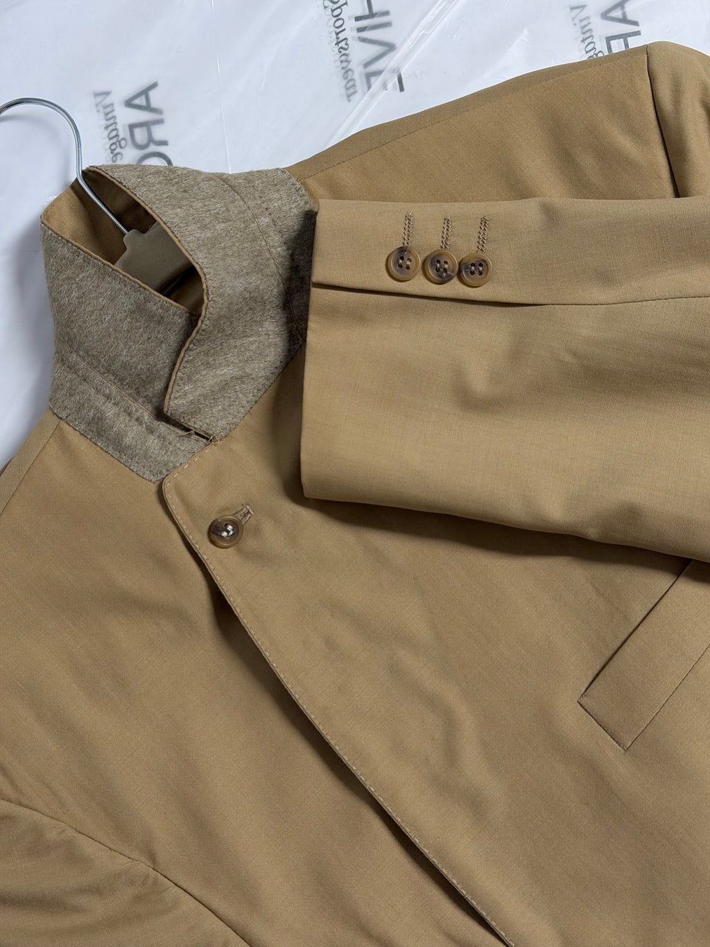 Tied-up Blazer - Golden (M)