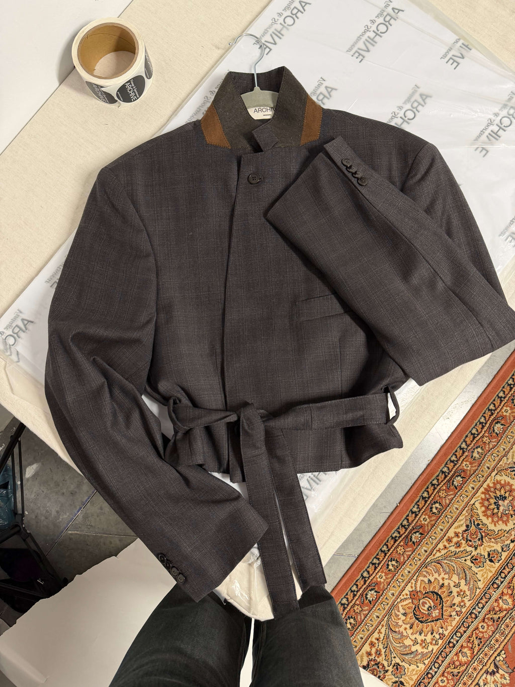 Tied-up Blazer - Brown Collar (M)