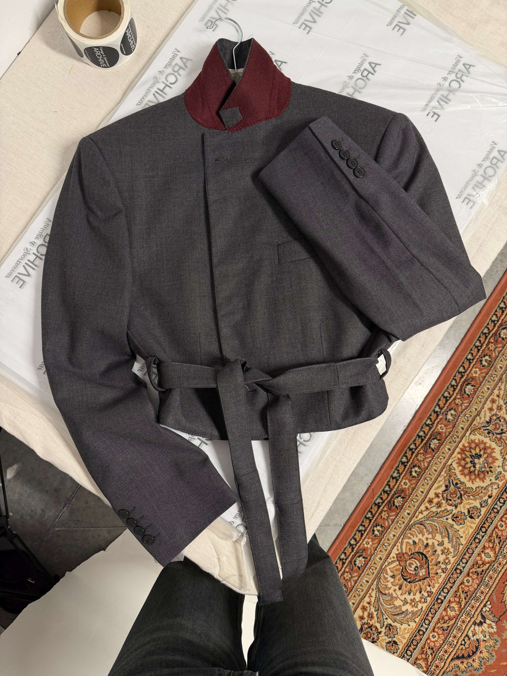 Tied-up Blazer - Burgundy Collar (S)