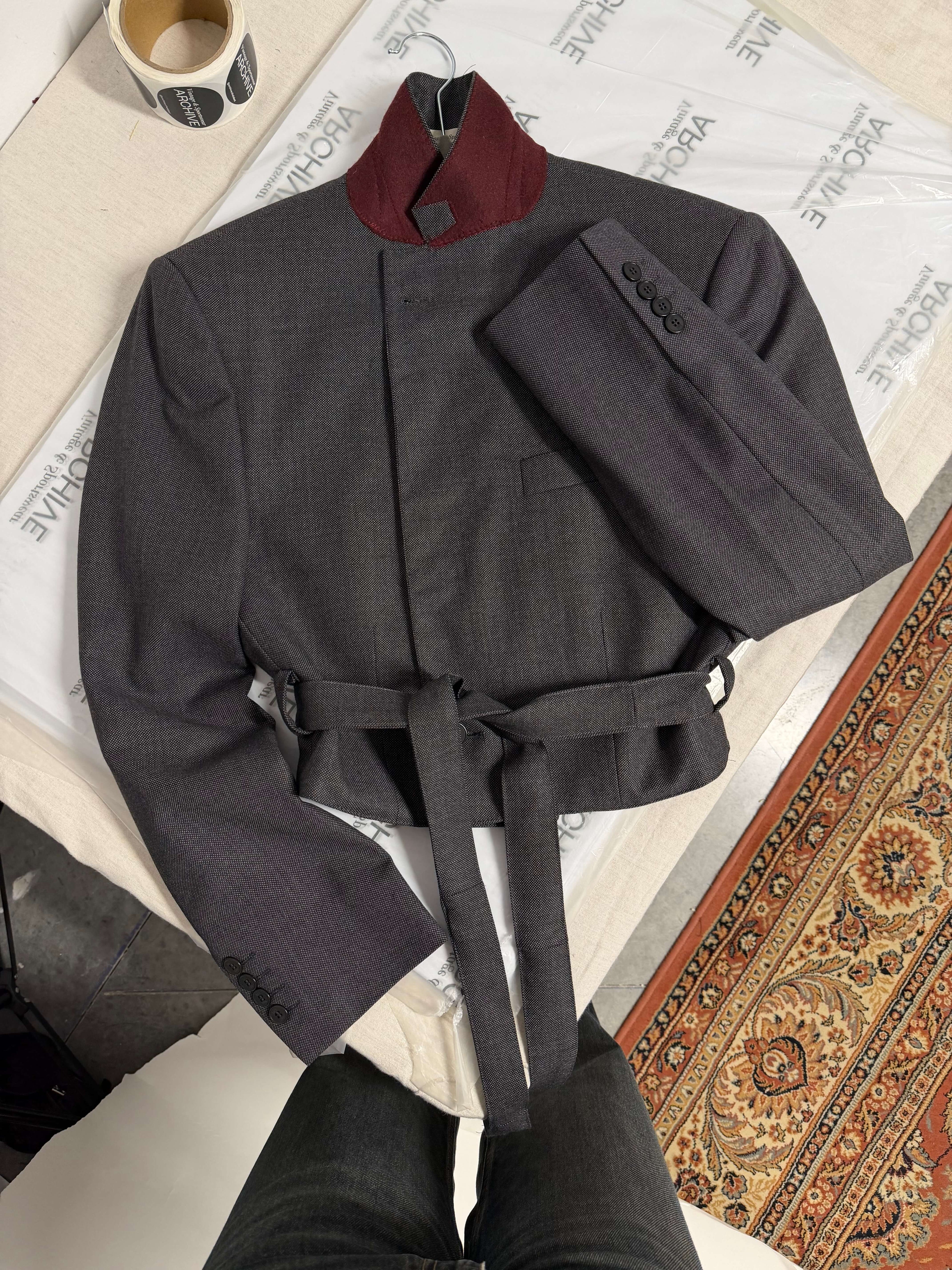 Tied-up Blazer - Burgundy Collar (S)