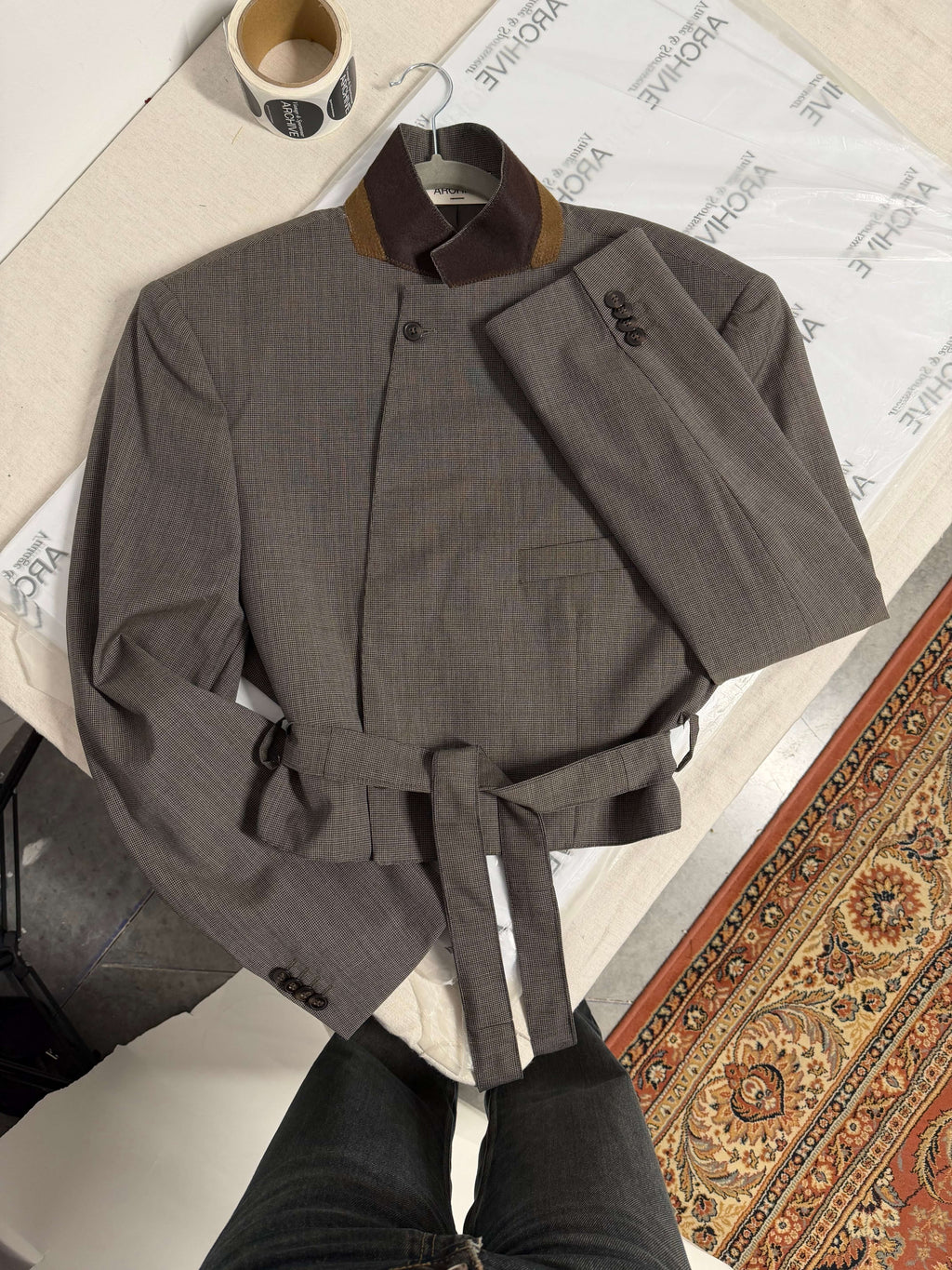 Tied-up Blazer - Brown Collar (M)