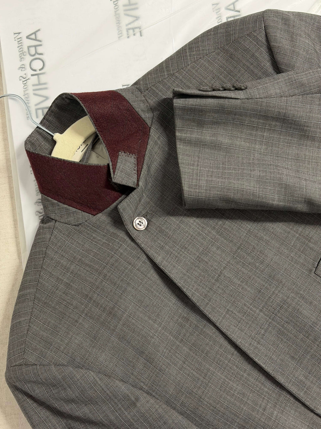 Tied-up Blazer - Burgundy Collar Stripped (S)