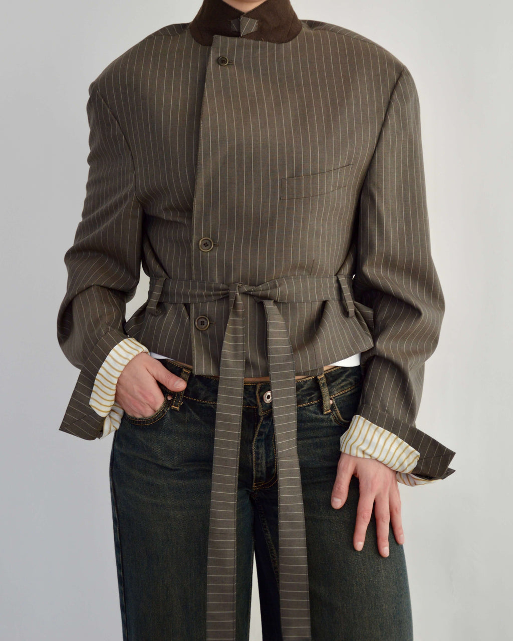 Tied-up Blazer - Brown Stripped (L)