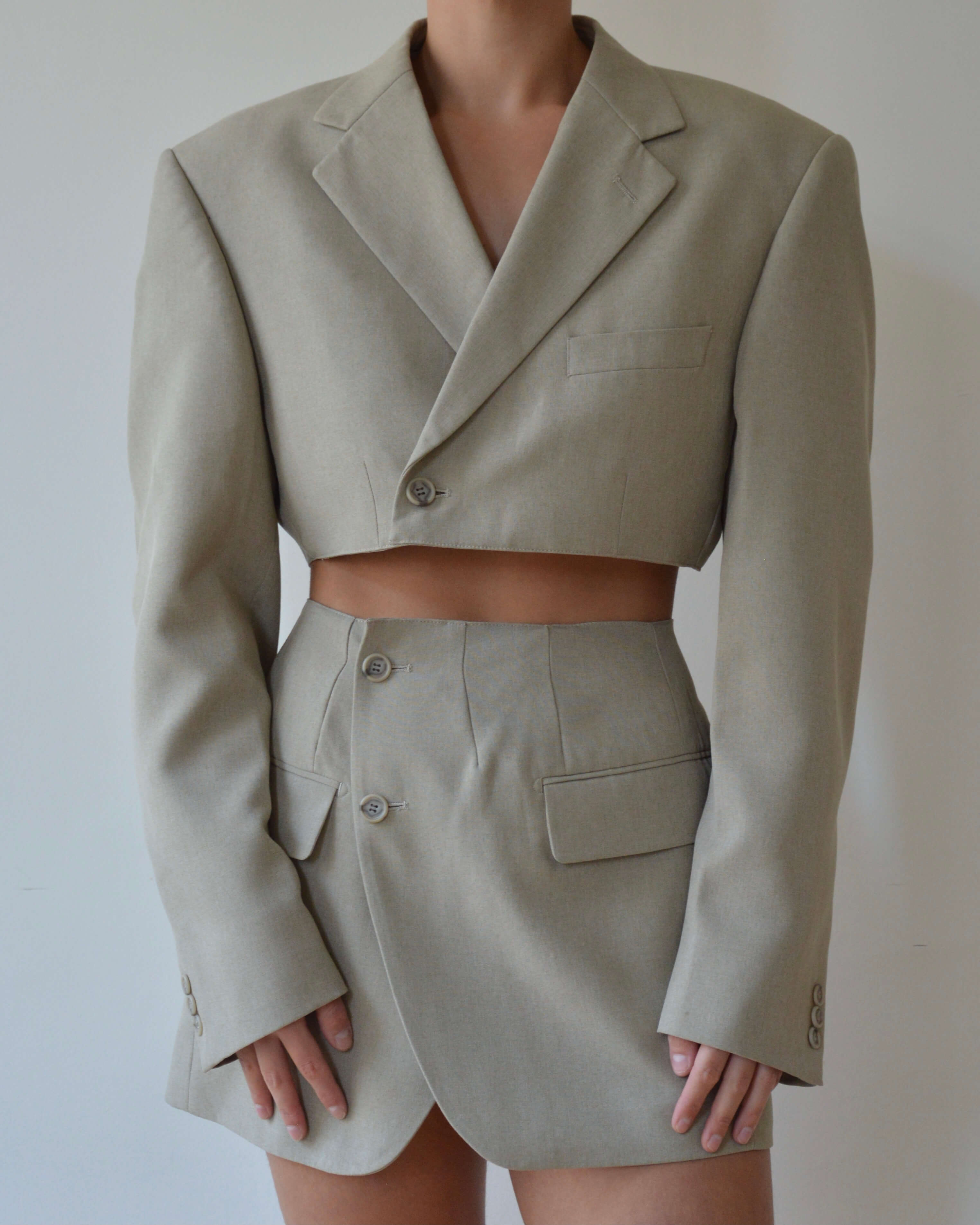 Conjunto vegano con chaleco - beige claro (M/L)