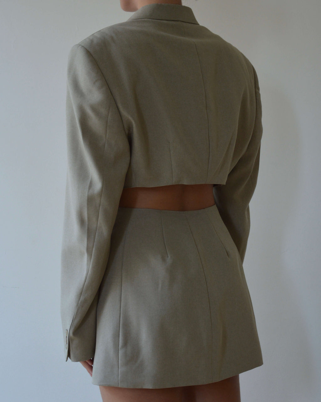 Conjunto vegano con chaleco - beige claro (M/L)