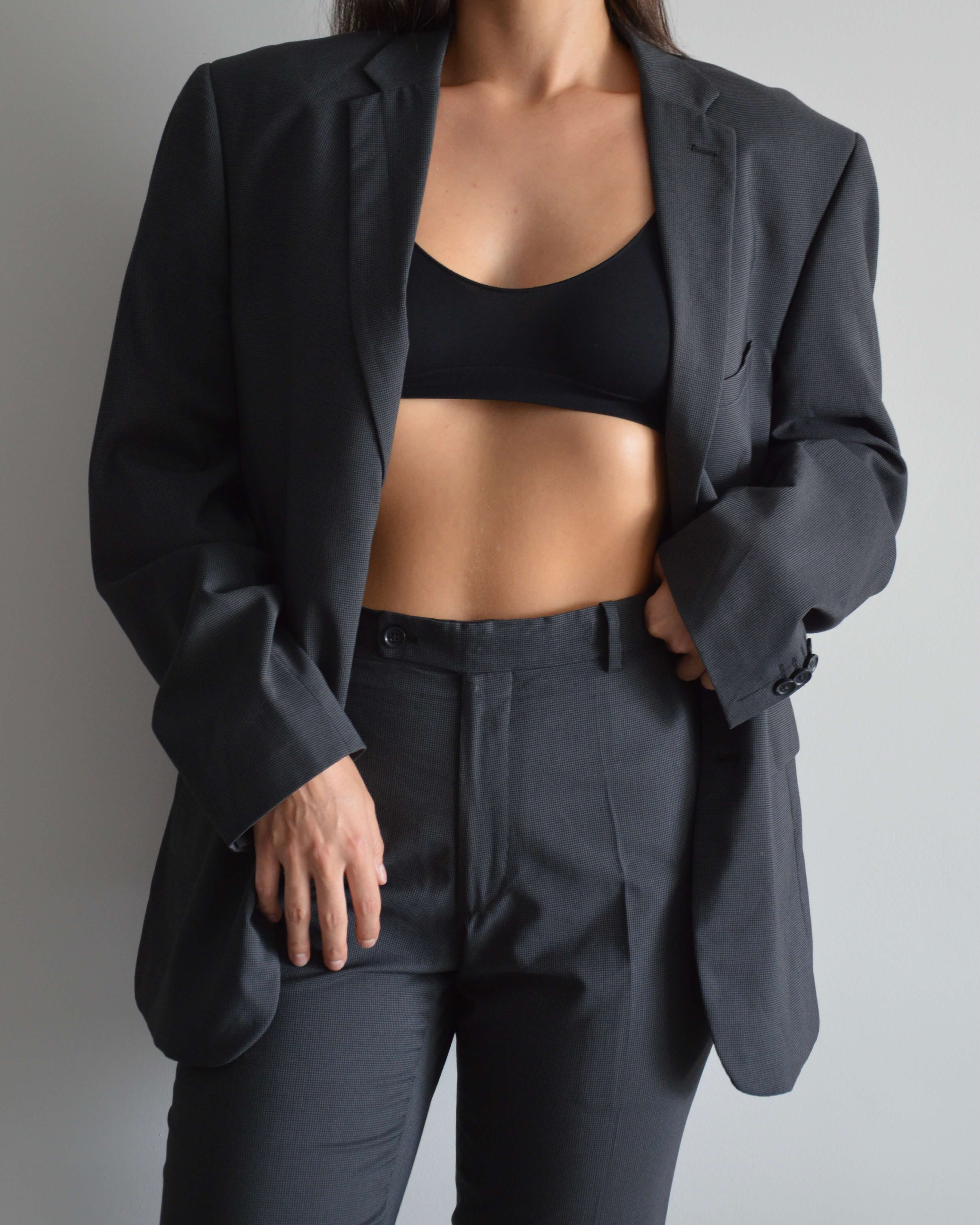 Suit - Black & Grey (XS/M)