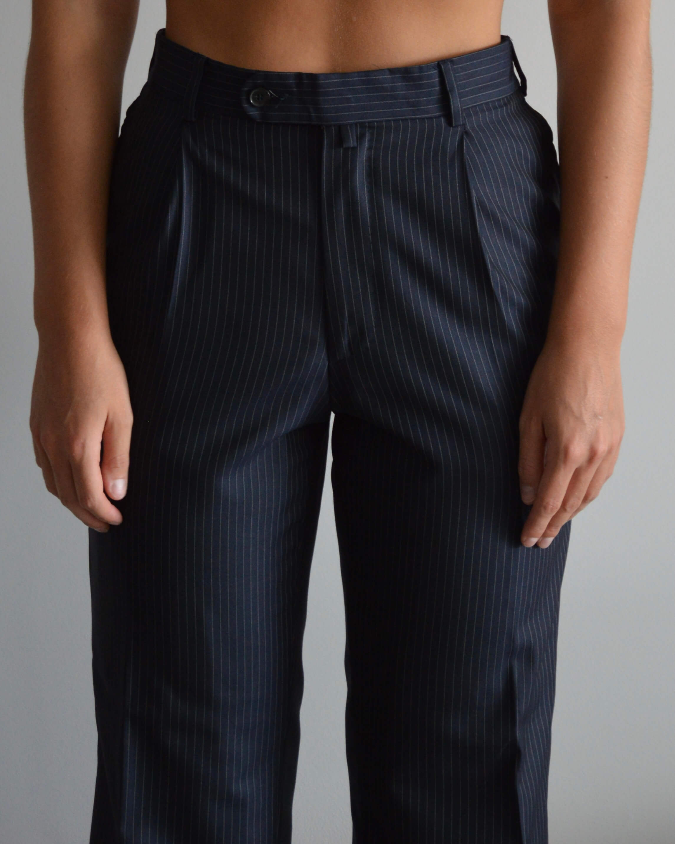 Vegan Suit - Navy White Lines (XS/M)