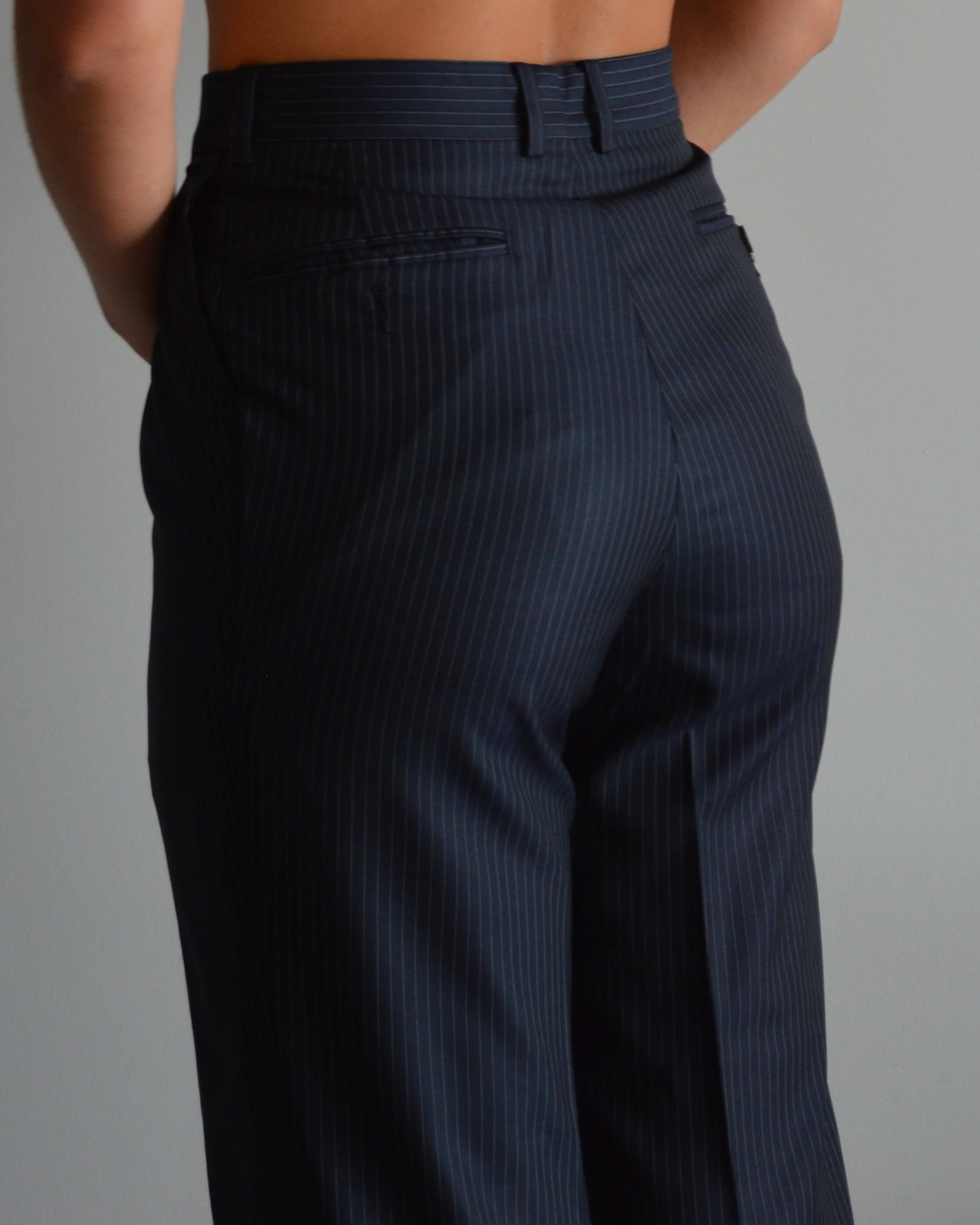 Vegan Suit - Navy White Lines (XS/M)