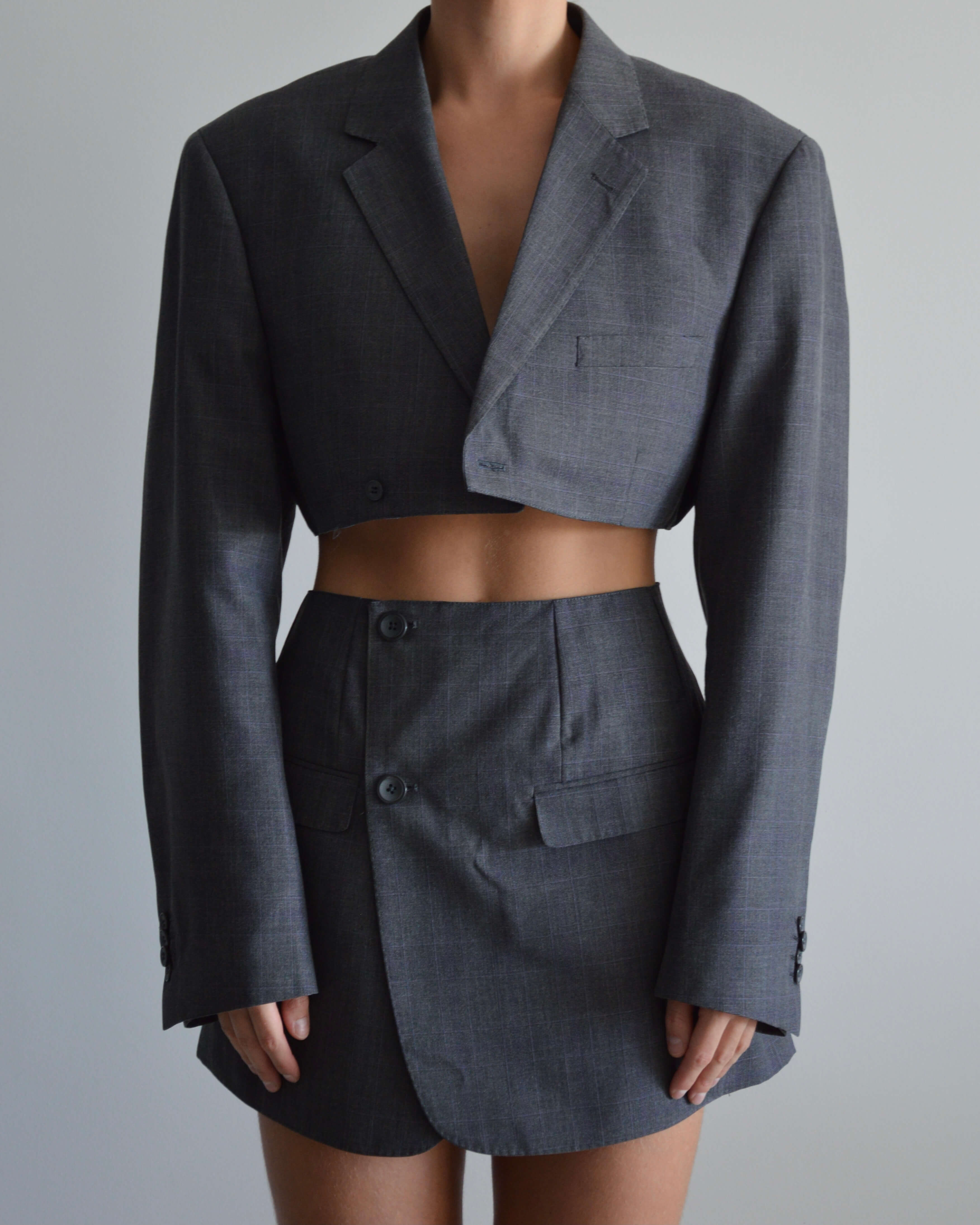 Blaset - Dark Gray Purple Lines (XS/S)