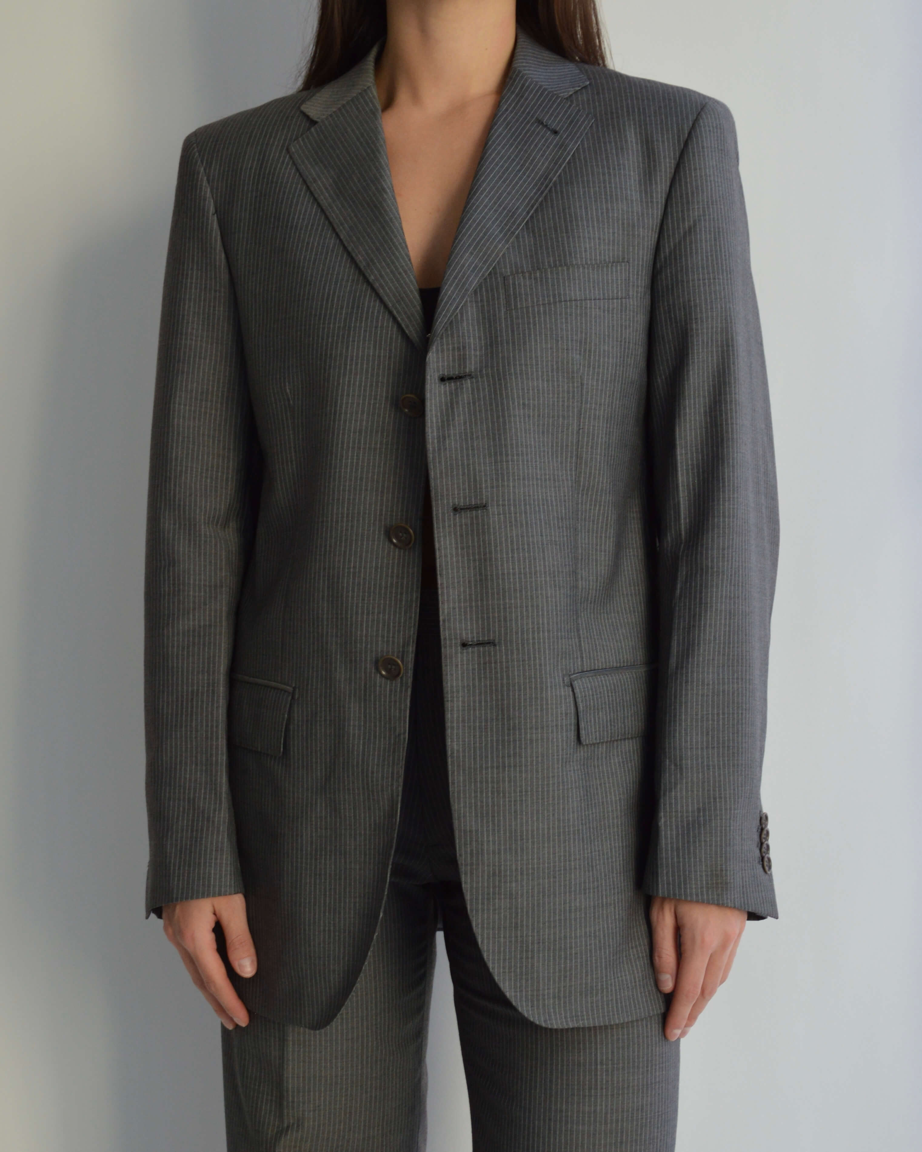 Suit - Gray White Lines (XS/M)