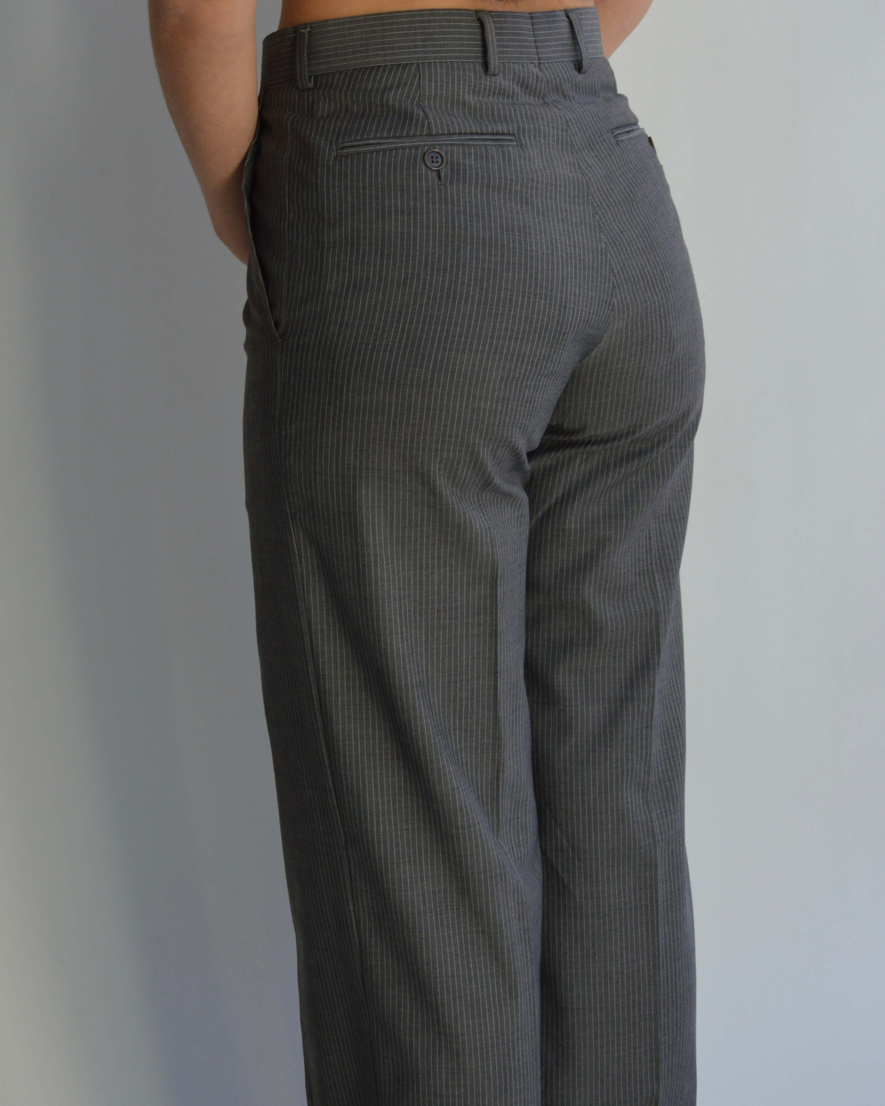Suit - Gray White Lines (XS/M)