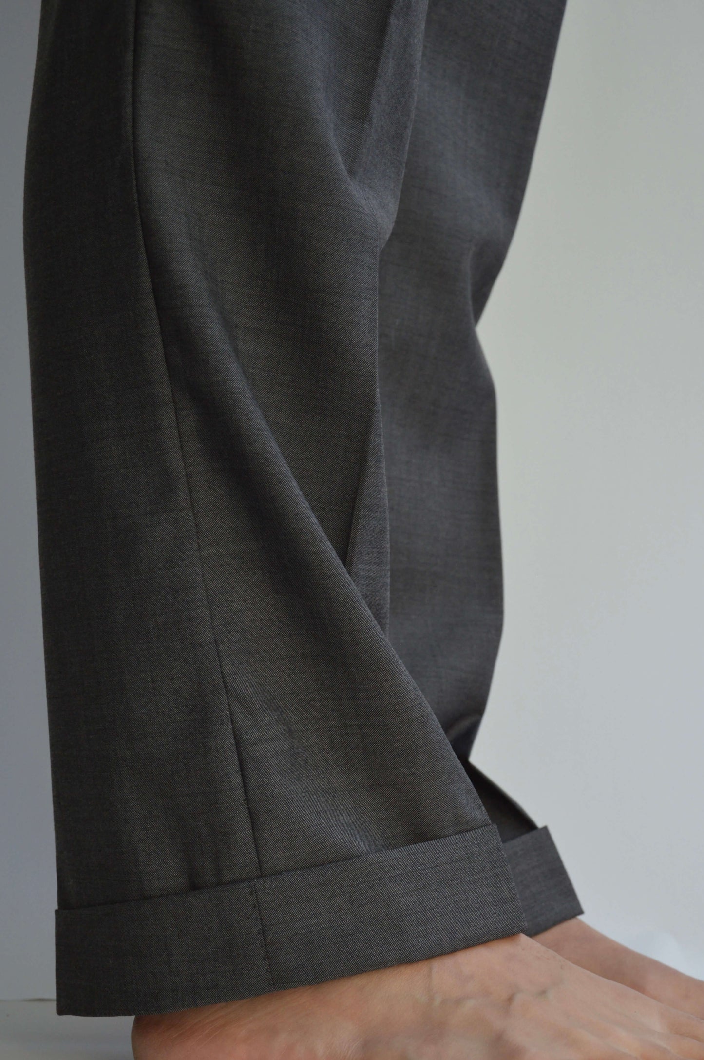 Suit - Dark Gray (S/M)