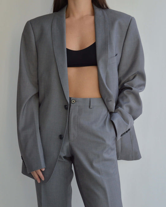 Suit - Light Gray (L/XL)