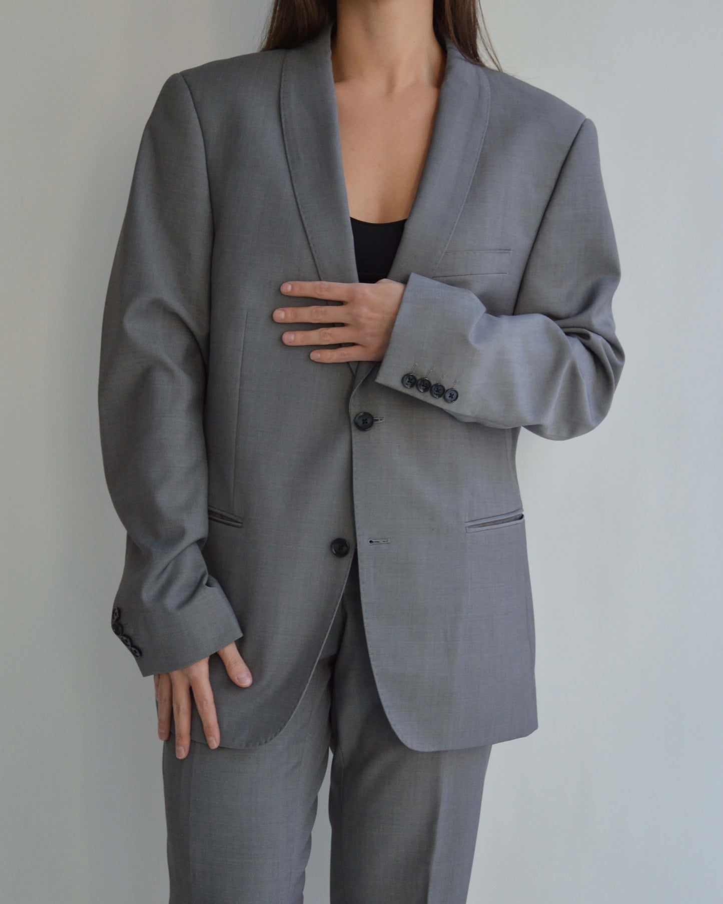 Suit - Light Gray (L/XL)