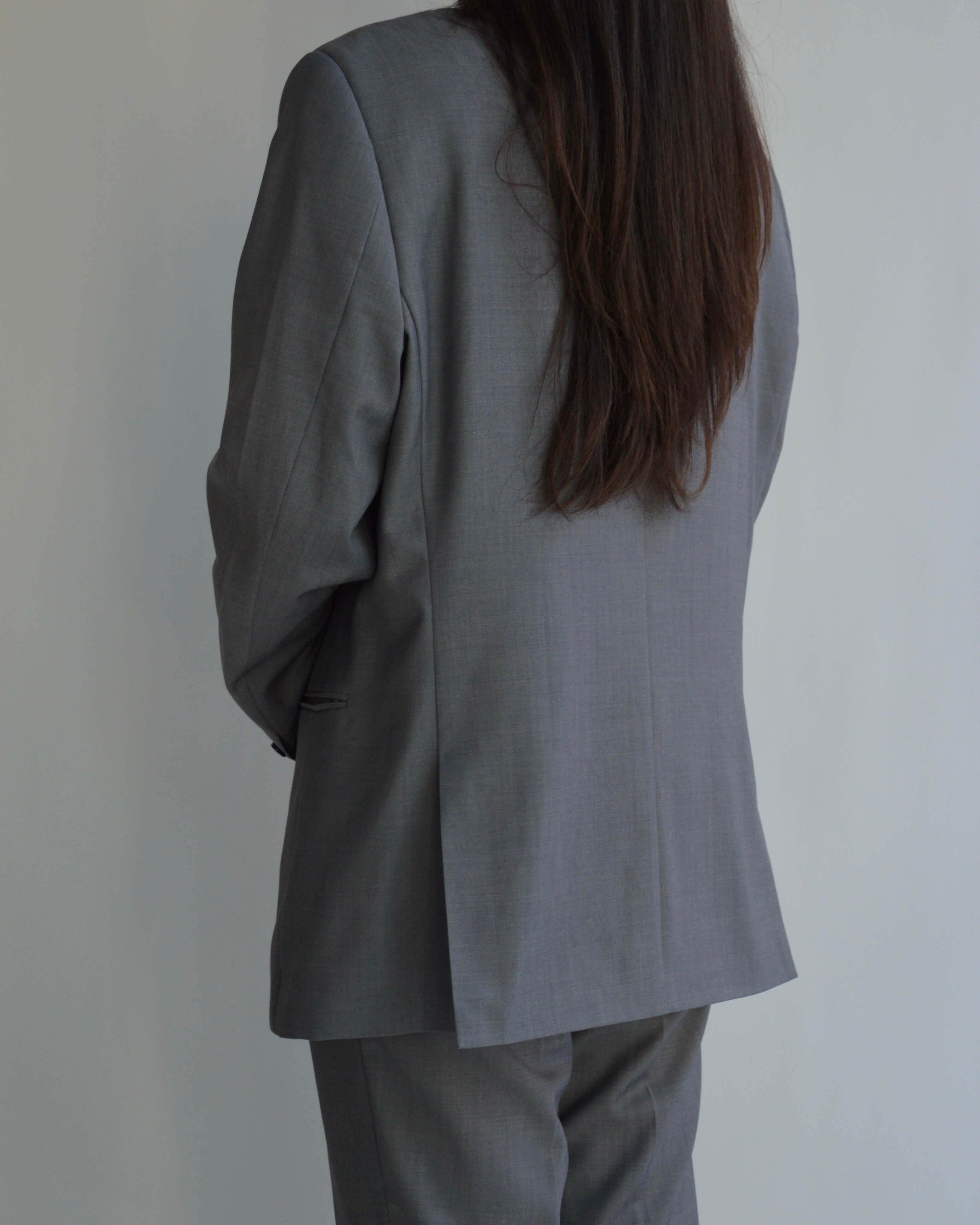 Suit - Light Gray (L/XL)