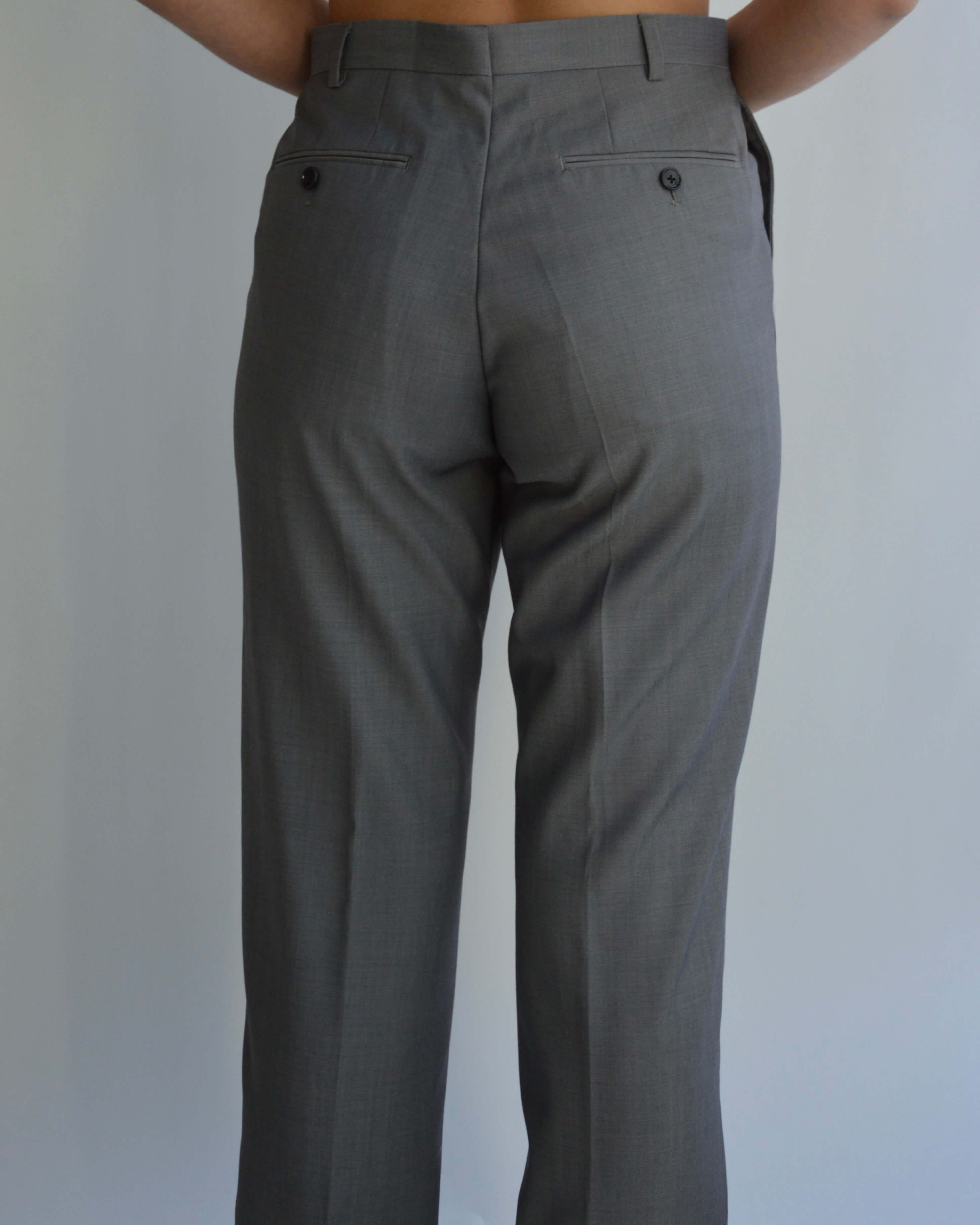 Suit - Light Gray (L/XL)