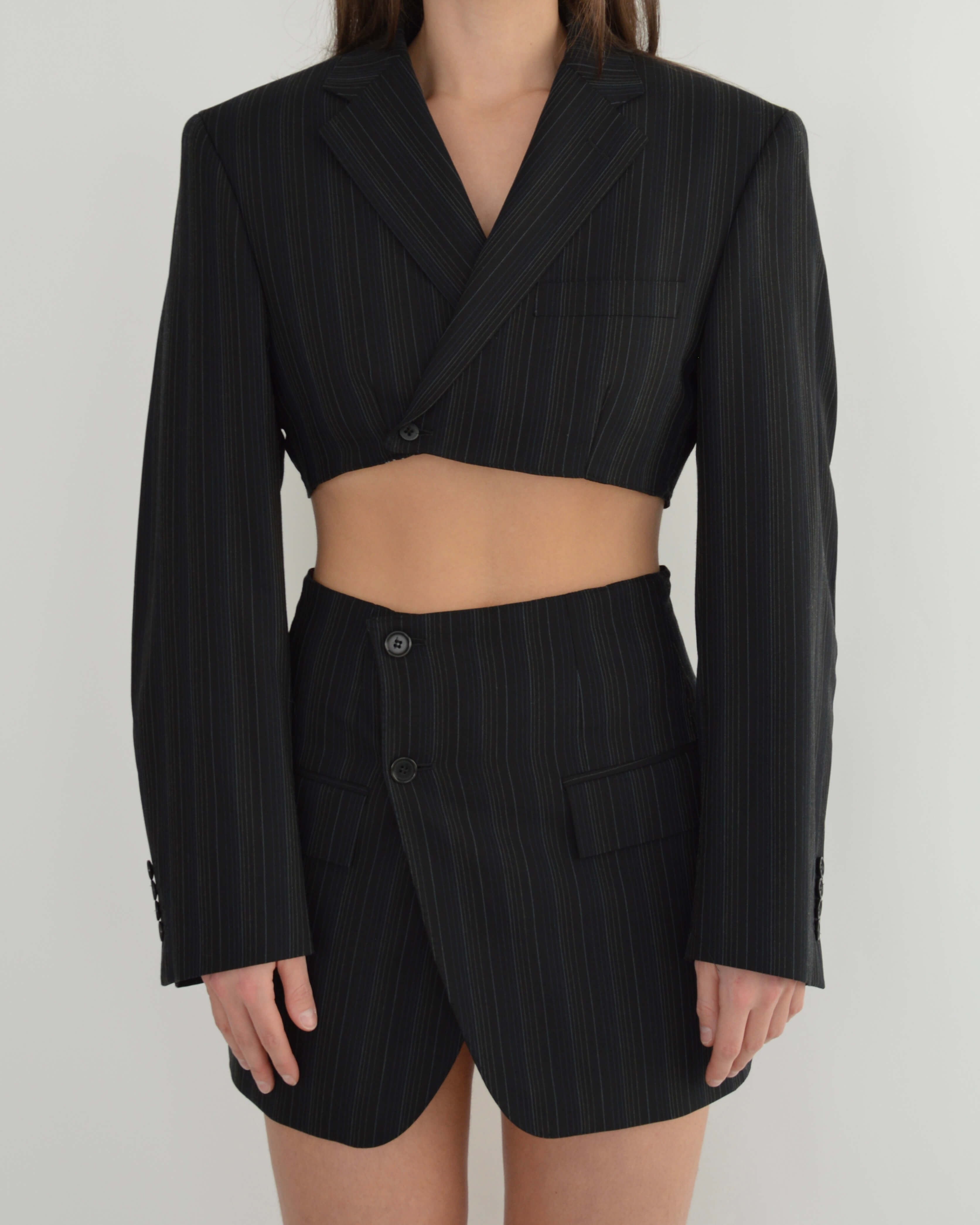 Blaset - 90s Black Color Lines (XS/S)